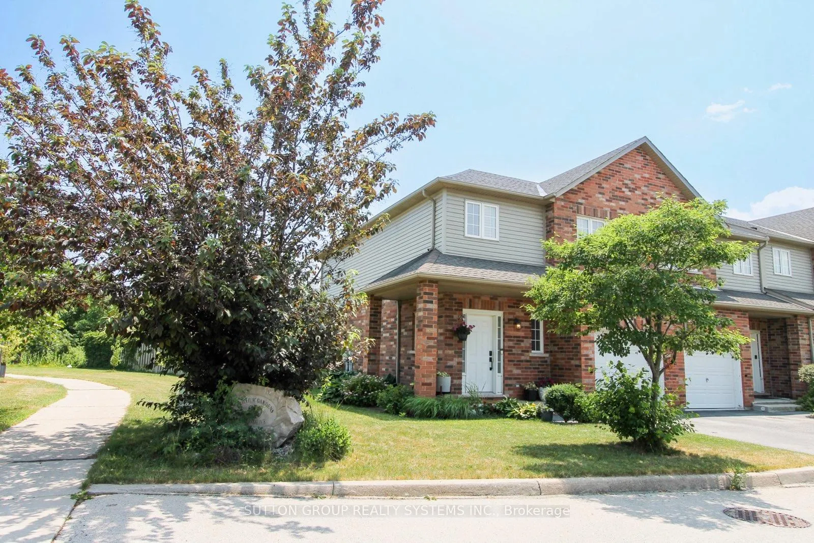 Photo 2 of Unit 9, 20 Pisa Drive, Hamilton, Stoney Creek — HOMEH