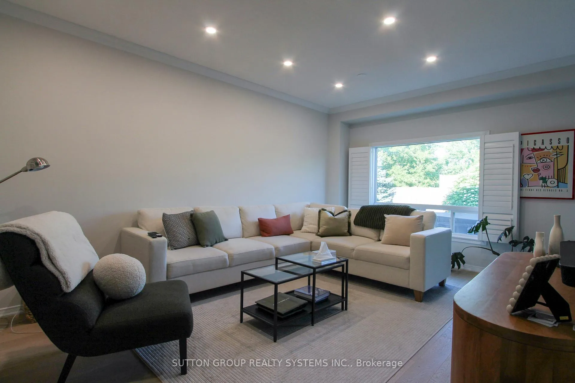 Photo 6 of Unit 9, 20 Pisa Drive, Hamilton, Stoney Creek — HOMEH