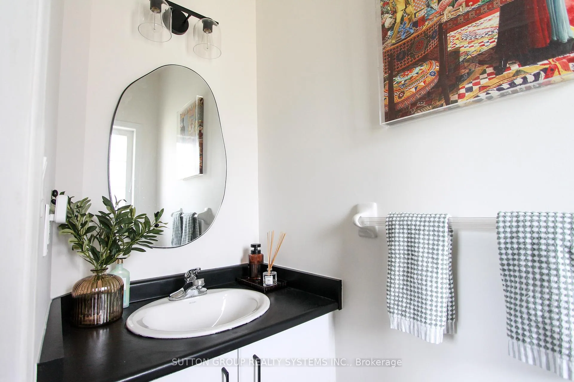 Photo 10 of Unit 9, 20 Pisa Drive, Hamilton, Stoney Creek — HOMEH