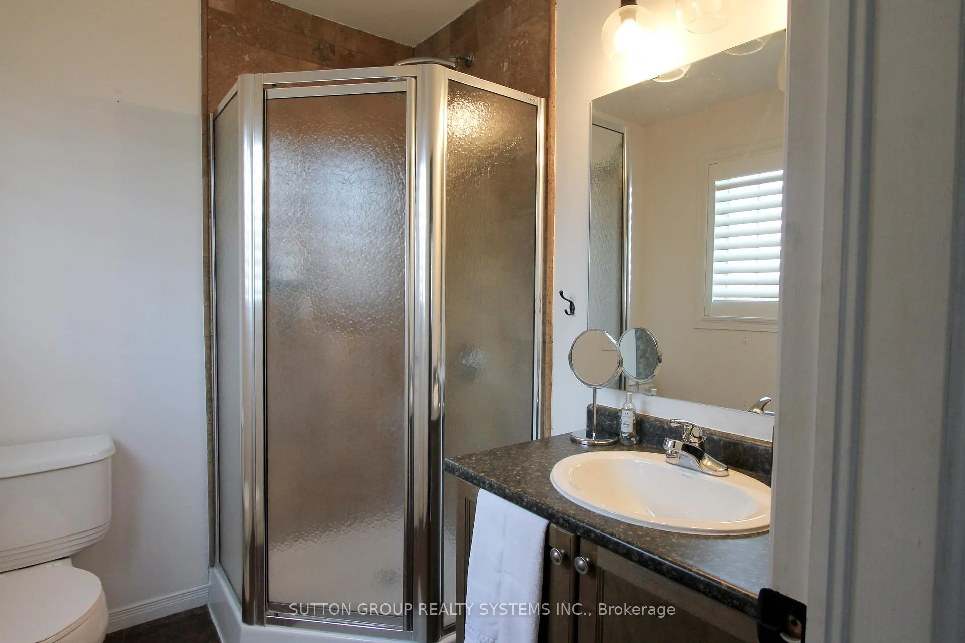 Photo 13 of Unit 9, 20 Pisa Drive, Hamilton, Stoney Creek — HOMEH