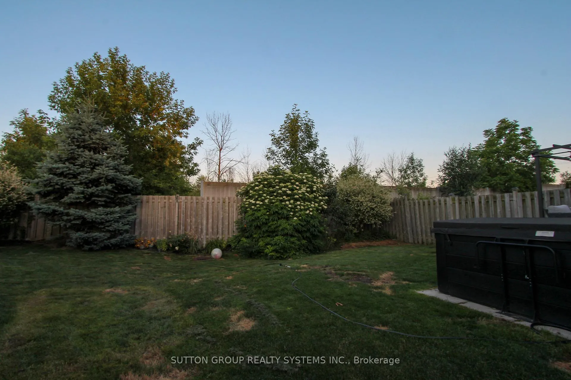 Photo 19 of Unit 9, 20 Pisa Drive, Hamilton, Stoney Creek — HOMEH
