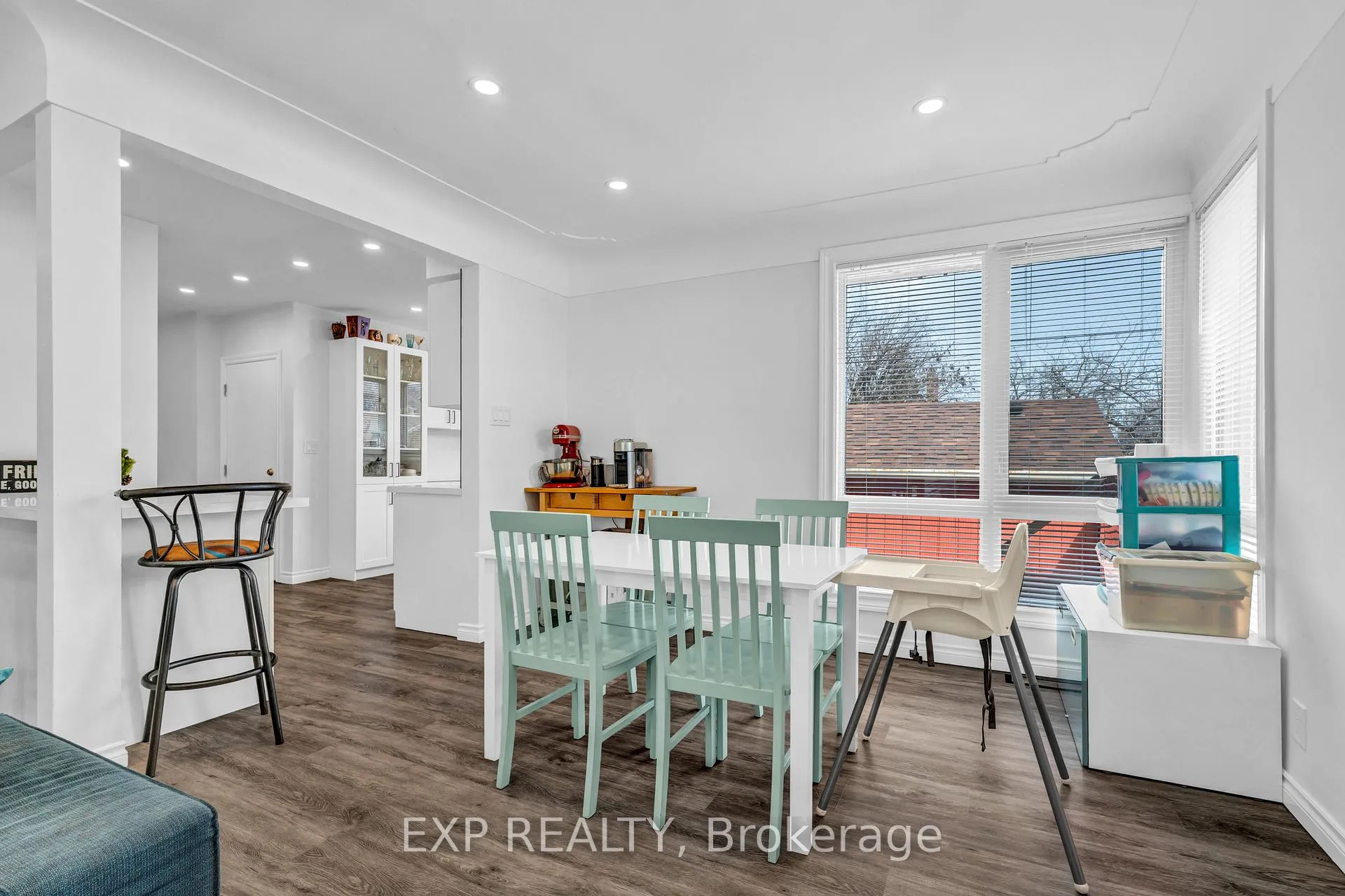 Photo 10 of 9 Mulock Avenue, Hamilton, Sunninghill — HOMEH