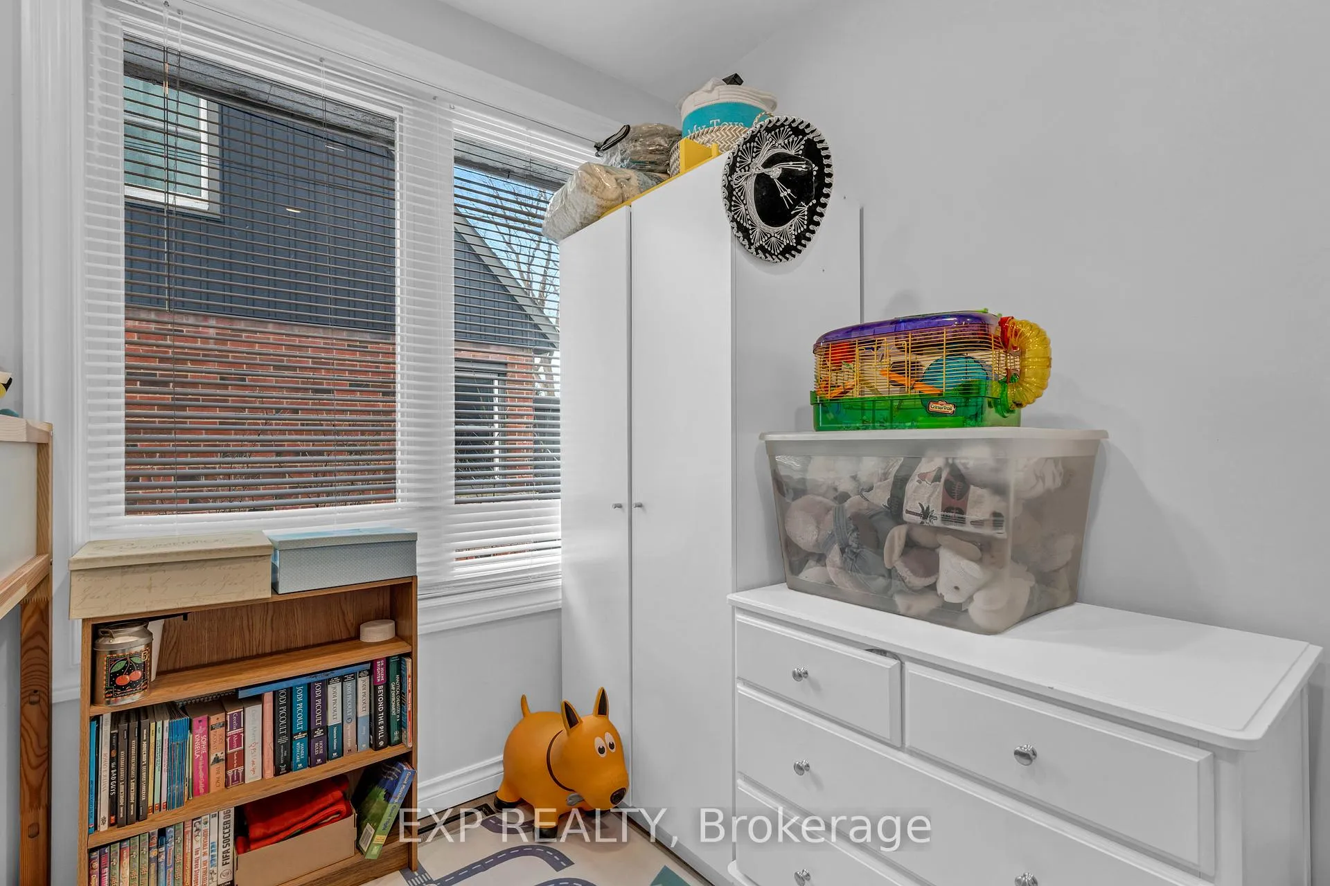 Photo 20 of 9 Mulock Avenue, Hamilton, Sunninghill — HOMEH