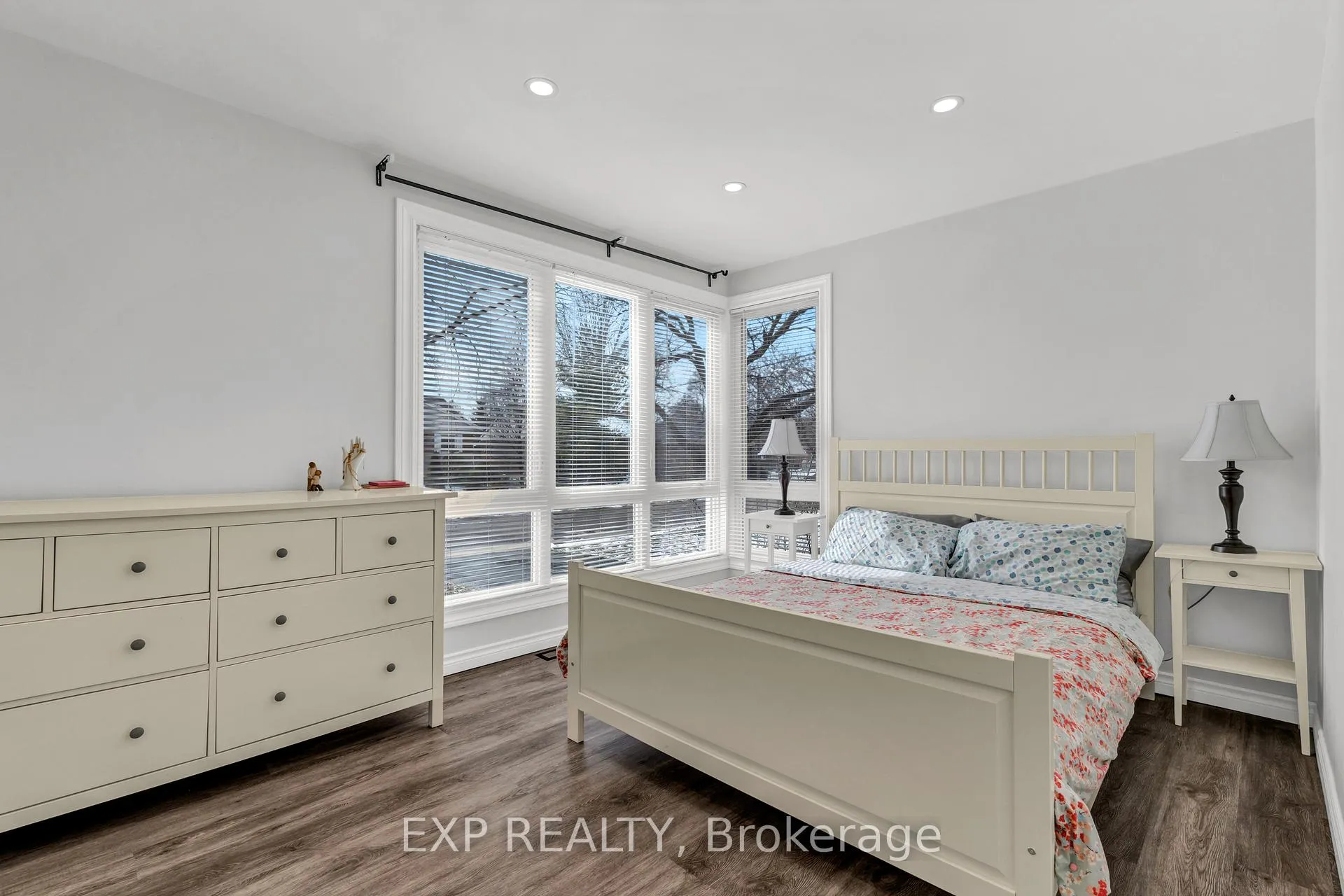 Photo 21 of 9 Mulock Avenue, Hamilton, Sunninghill — HOMEH