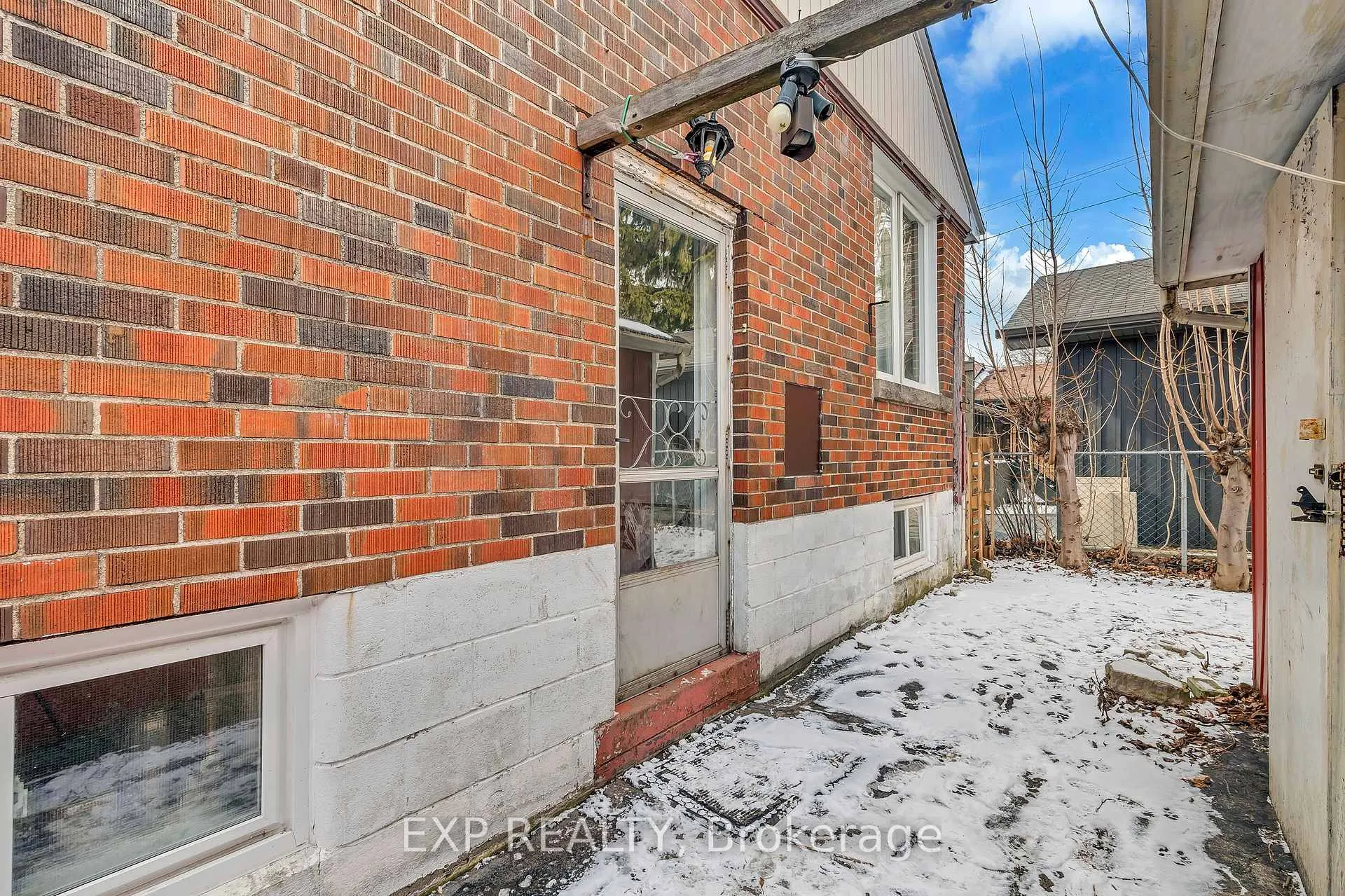 Photo 24 of 9 Mulock Avenue, Hamilton, Sunninghill — HOMEH