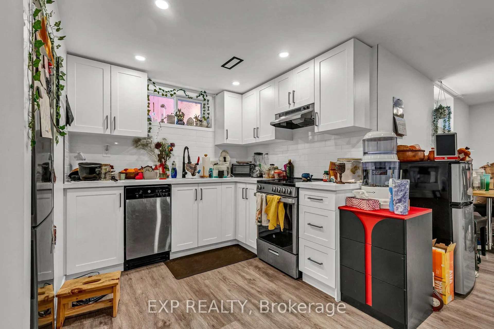 Photo 26 of 9 Mulock Avenue, Hamilton, Sunninghill — HOMEH