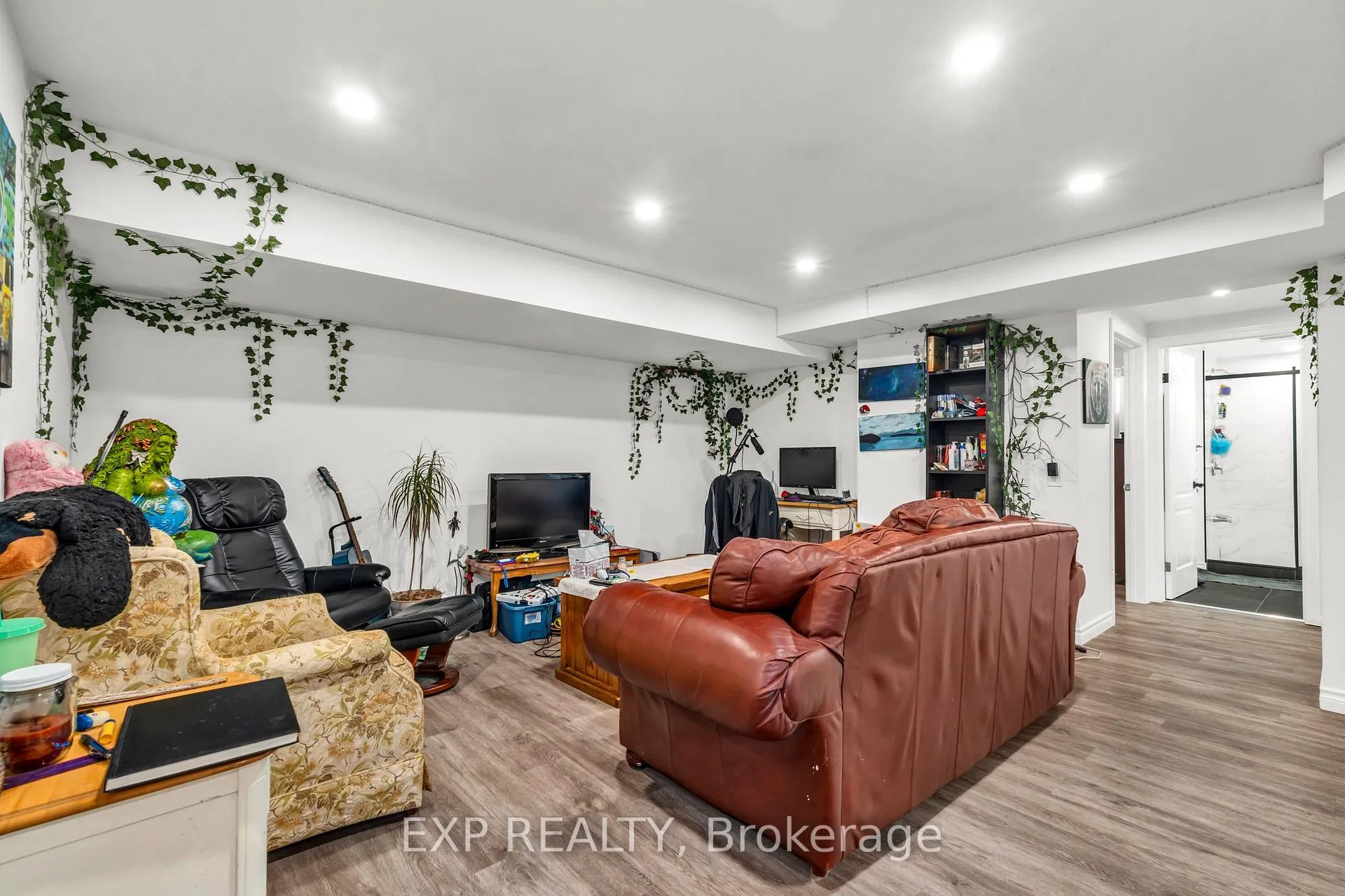 Photo 28 of 9 Mulock Avenue, Hamilton, Sunninghill — HOMEH