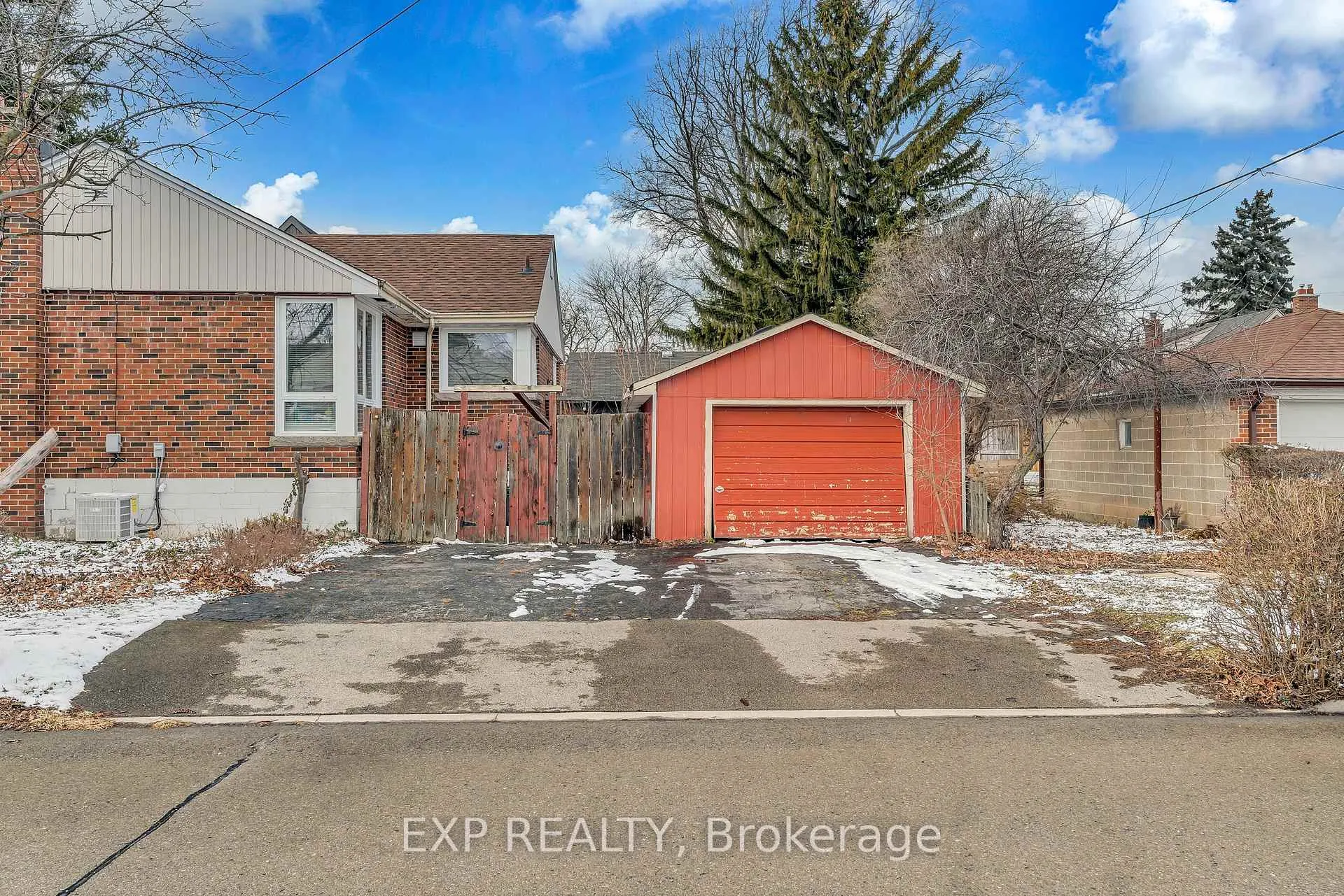 Photo 33 of 9 Mulock Avenue, Hamilton, Sunninghill — HOMEH