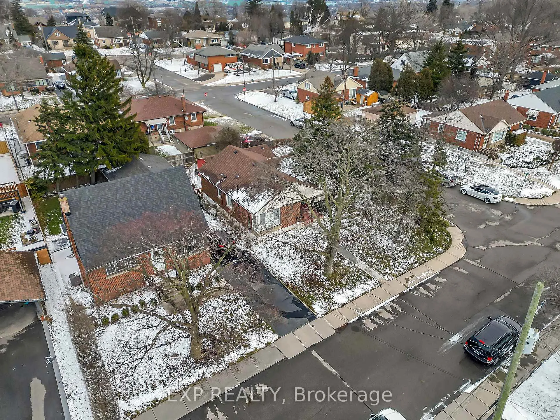Photo 34 of 9 Mulock Avenue, Hamilton, Sunninghill — HOMEH