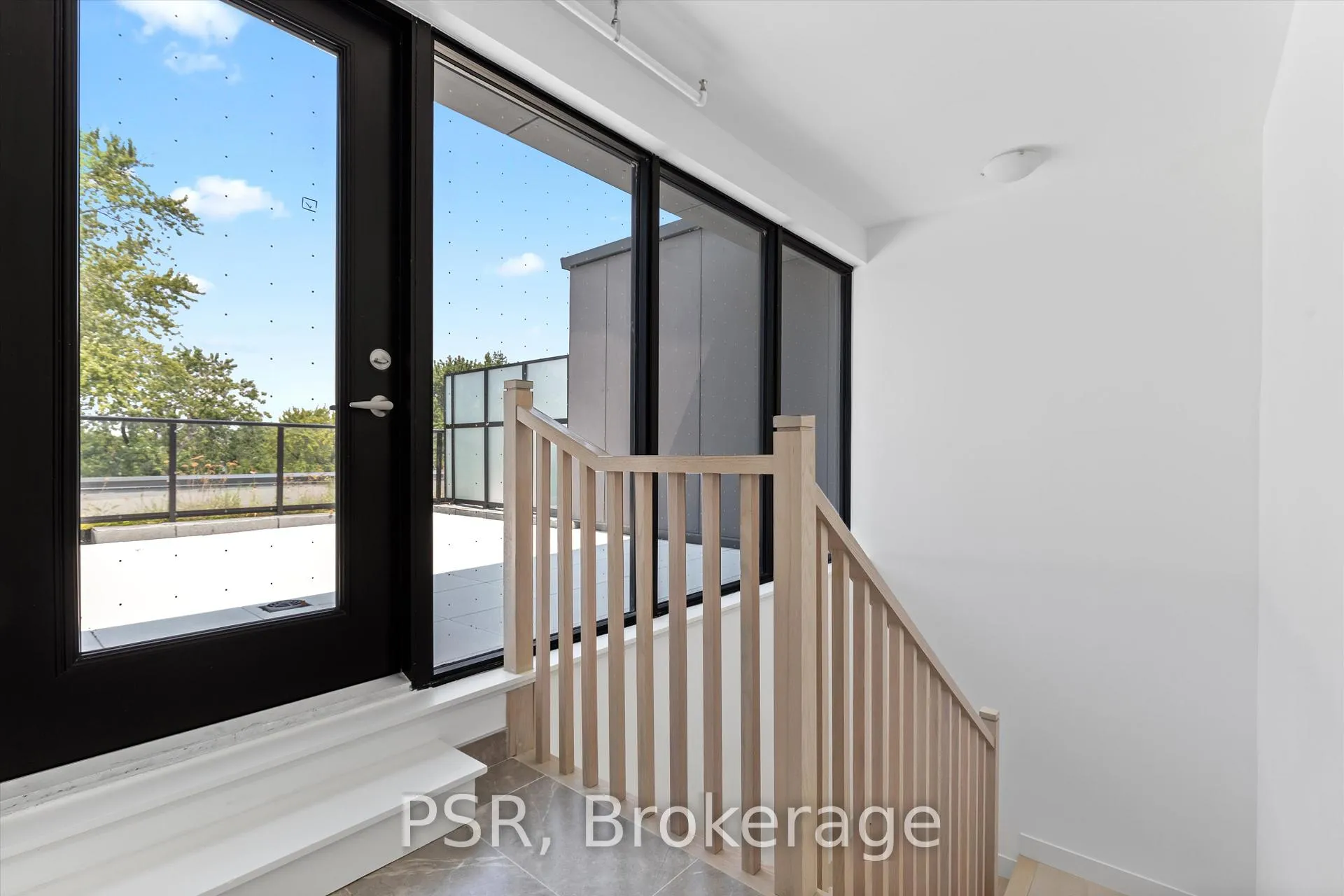 Photo 13 of Unit PH401, 200 Keewatin Avenue, Toronto, Mount Pleasant East — HOMEH