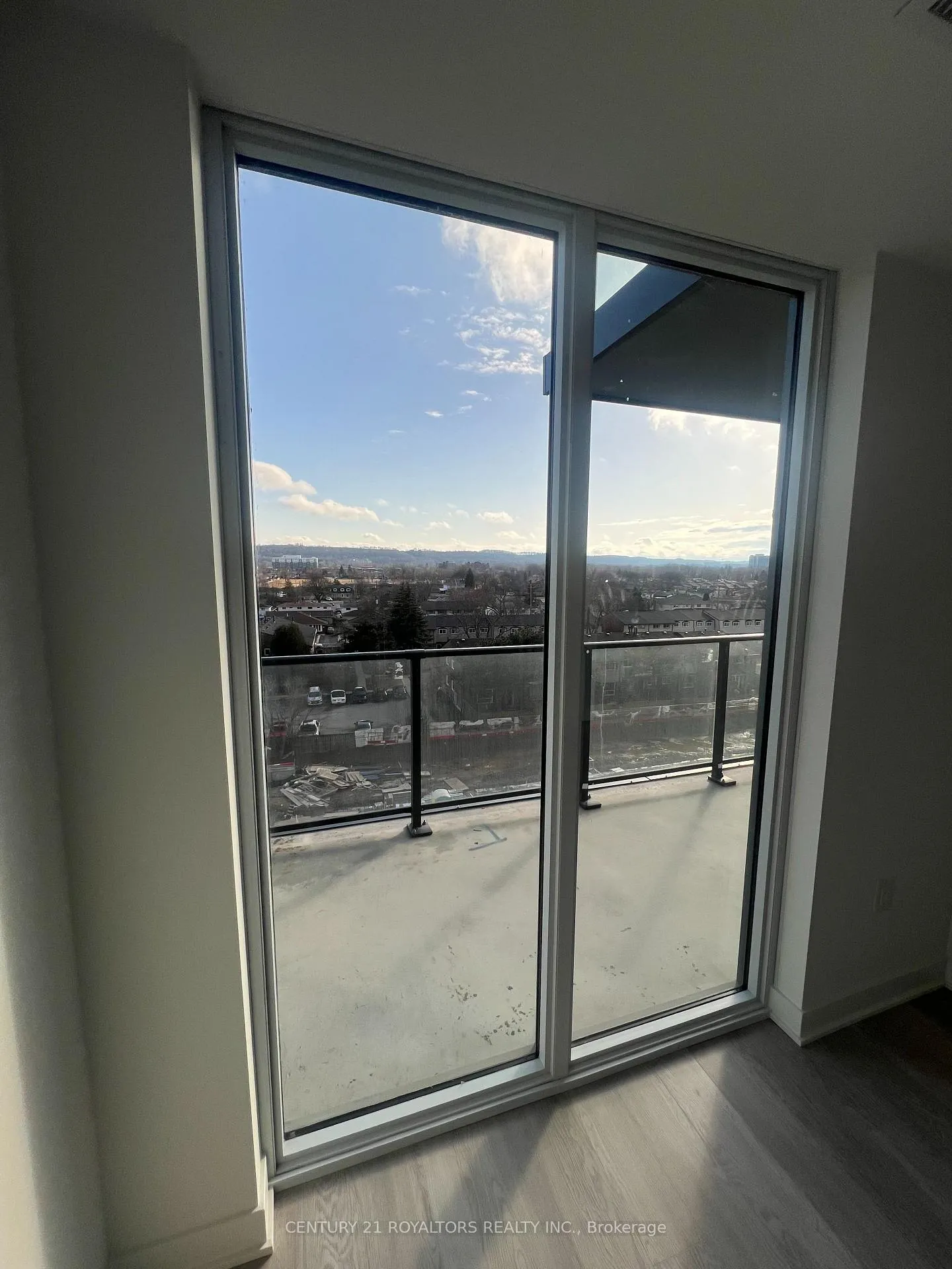 Photo 12 of Unit 519, 2782 Barton Street E, Hamilton, Riverdale — HOMEH