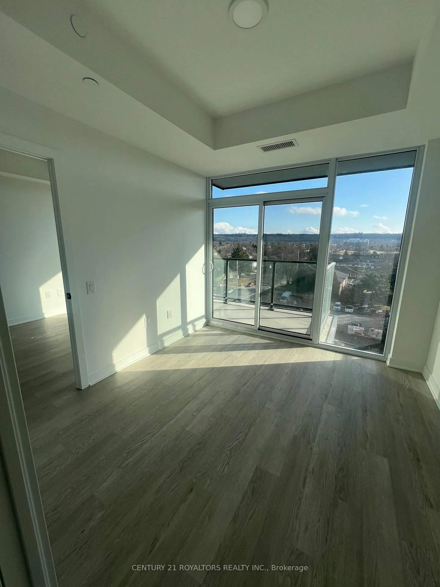 Photo 13 of Unit 519, 2782 Barton Street E, Hamilton, Riverdale — HOMEH