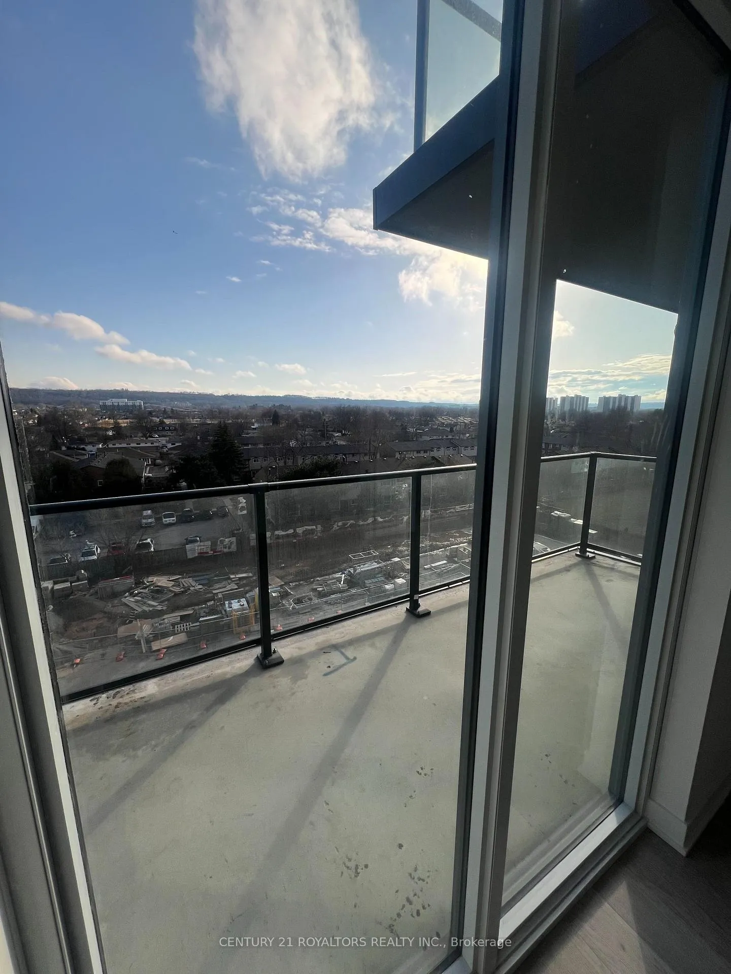 Photo 14 of Unit 519, 2782 Barton Street E, Hamilton, Riverdale — HOMEH