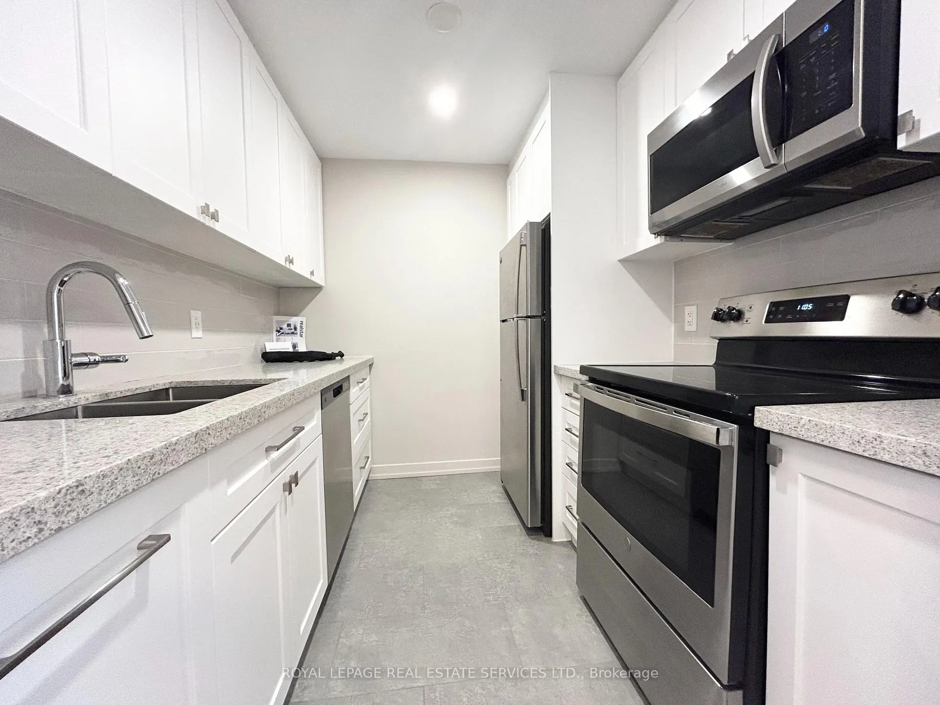 Photo 5 of Unit 710, 101 Millside Drive, Milton, Old Milton — HOMEH