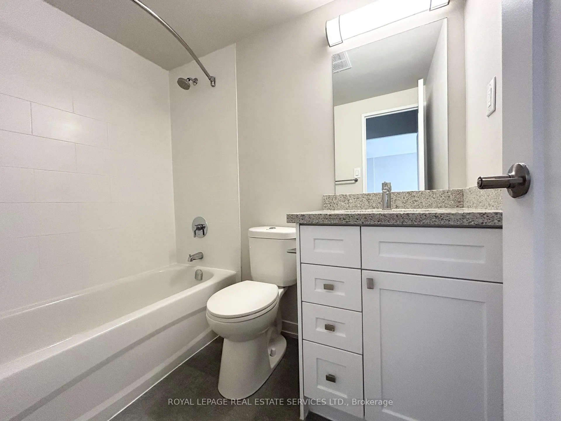 Photo 14 of Unit 710, 101 Millside Drive, Milton, Old Milton — HOMEH