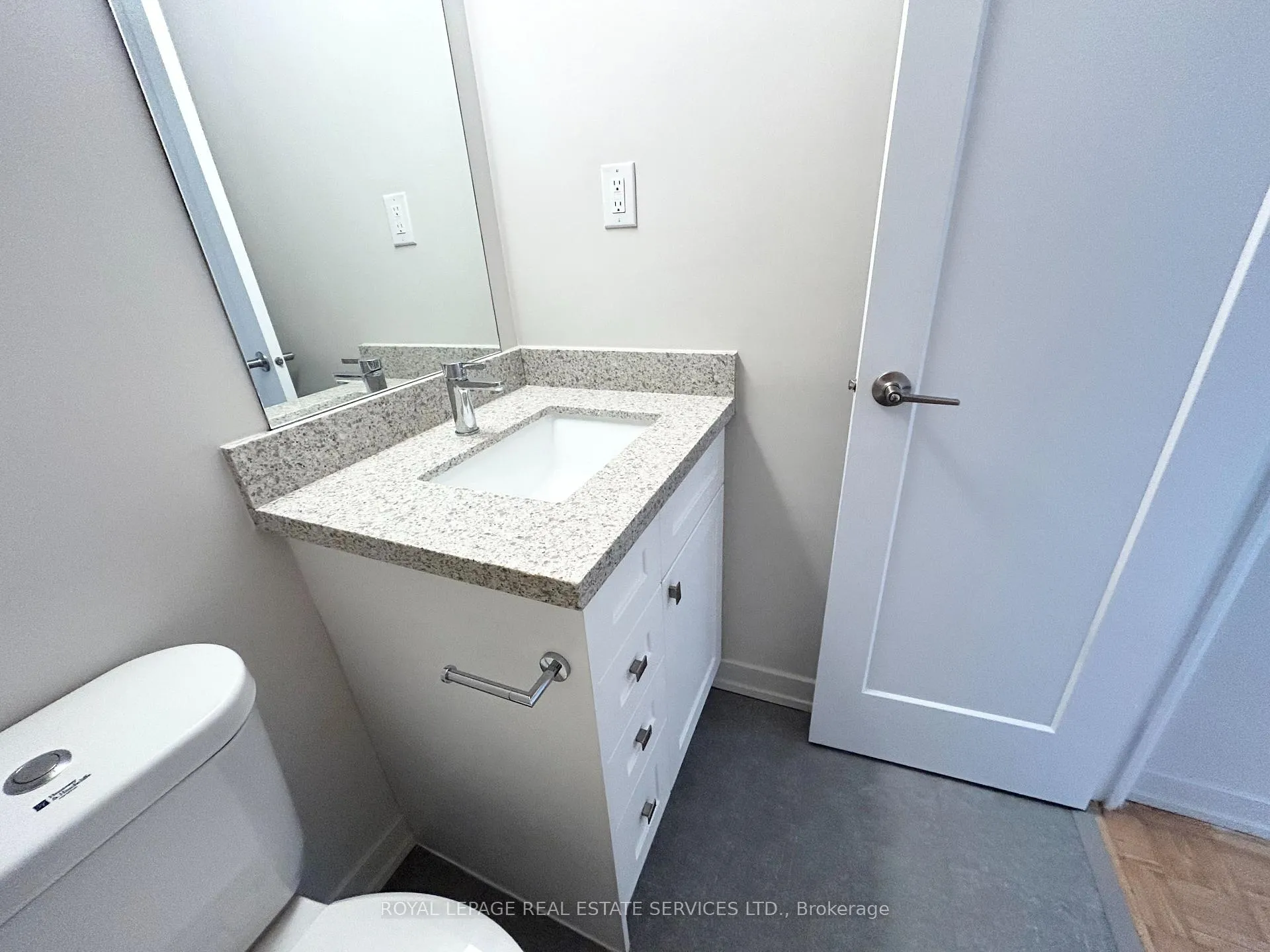 Photo 15 of Unit 710, 101 Millside Drive, Milton, Old Milton — HOMEH