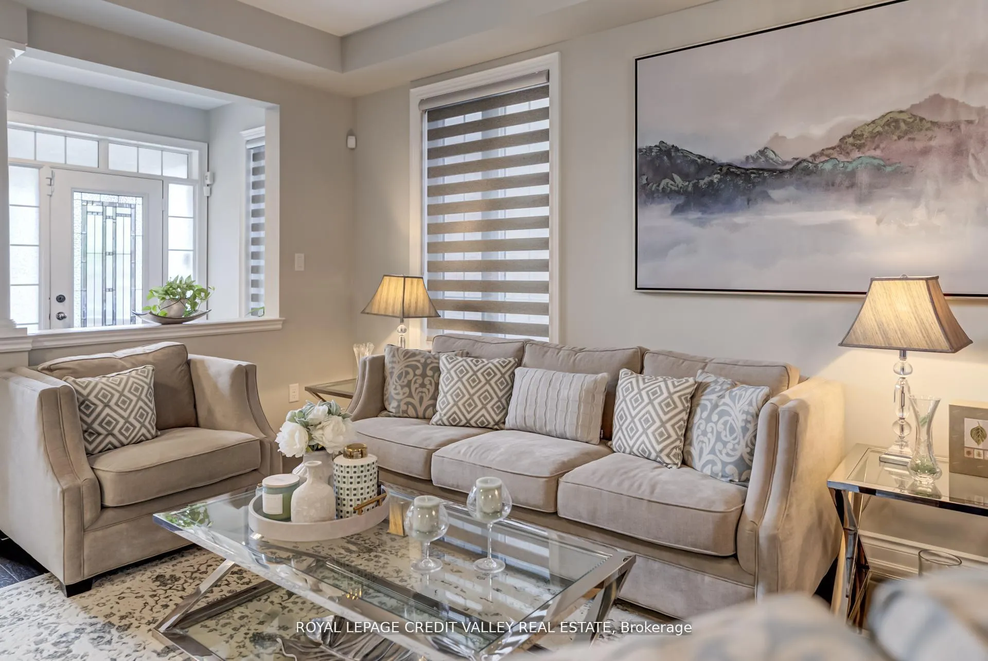 Photo 6 of 44 Walbrook Road, Brampton, Credit Valley — HOMEH