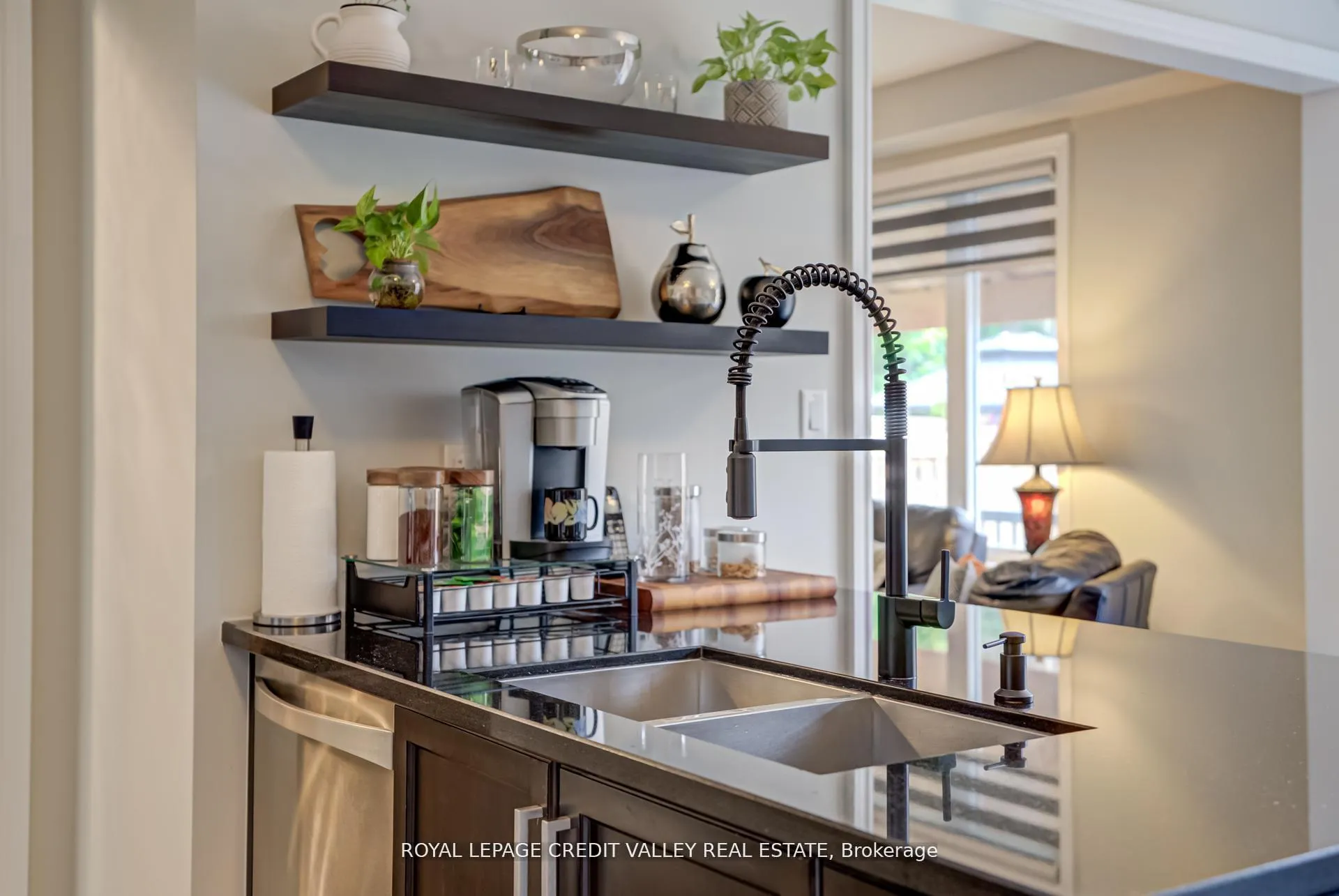 Photo 19 of 44 Walbrook Road, Brampton, Credit Valley — HOMEH