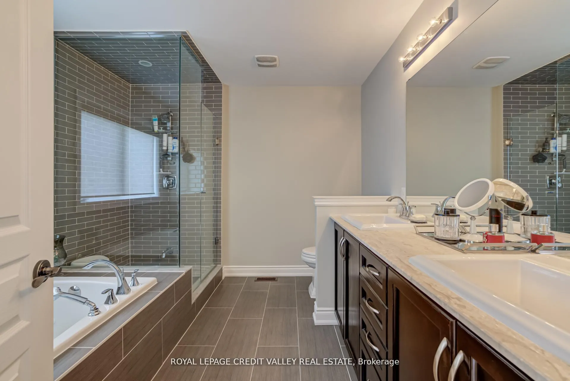 Photo 29 of 44 Walbrook Road, Brampton, Credit Valley — HOMEH
