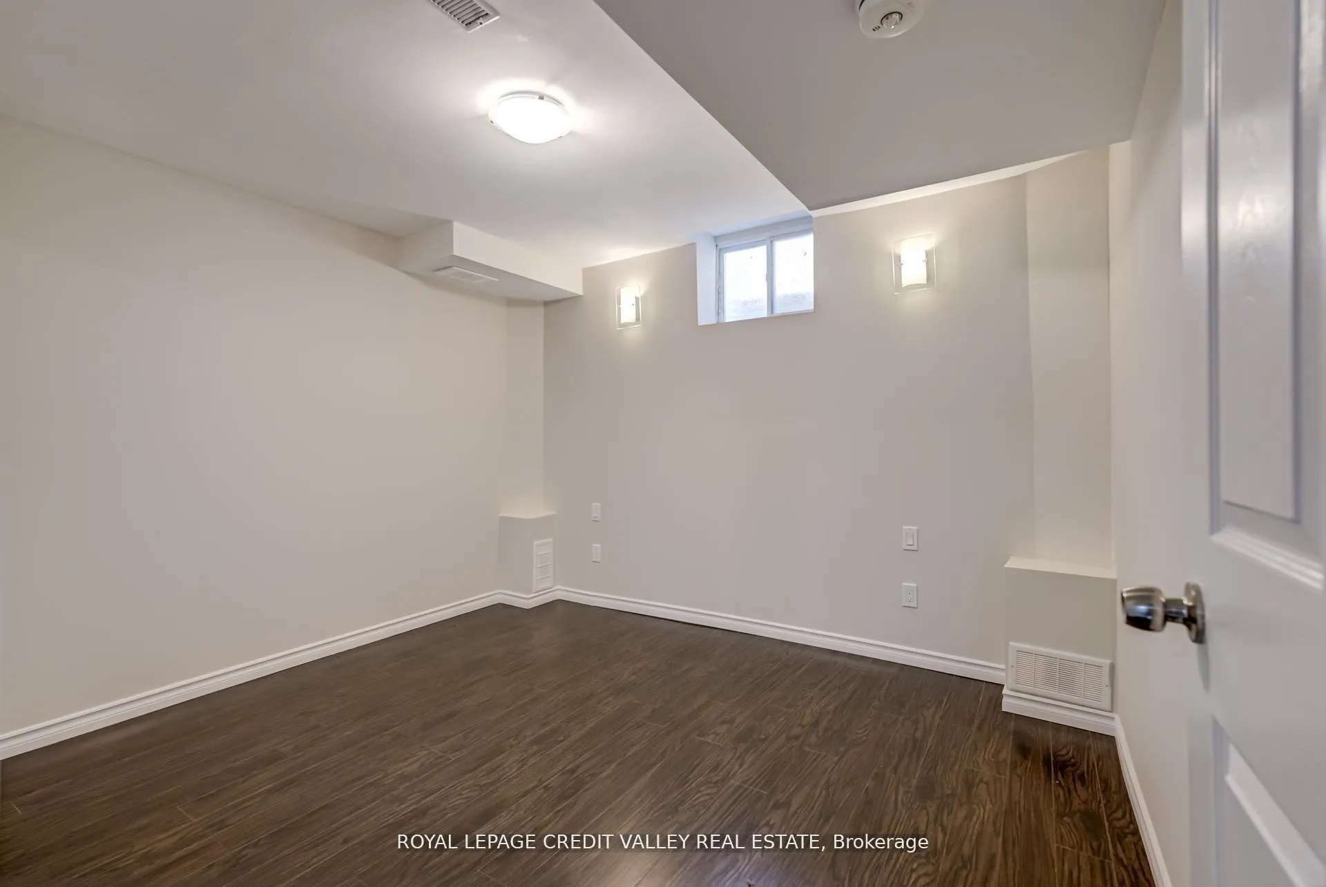 Photo 46 of 44 Walbrook Road, Brampton, Credit Valley — HOMEH