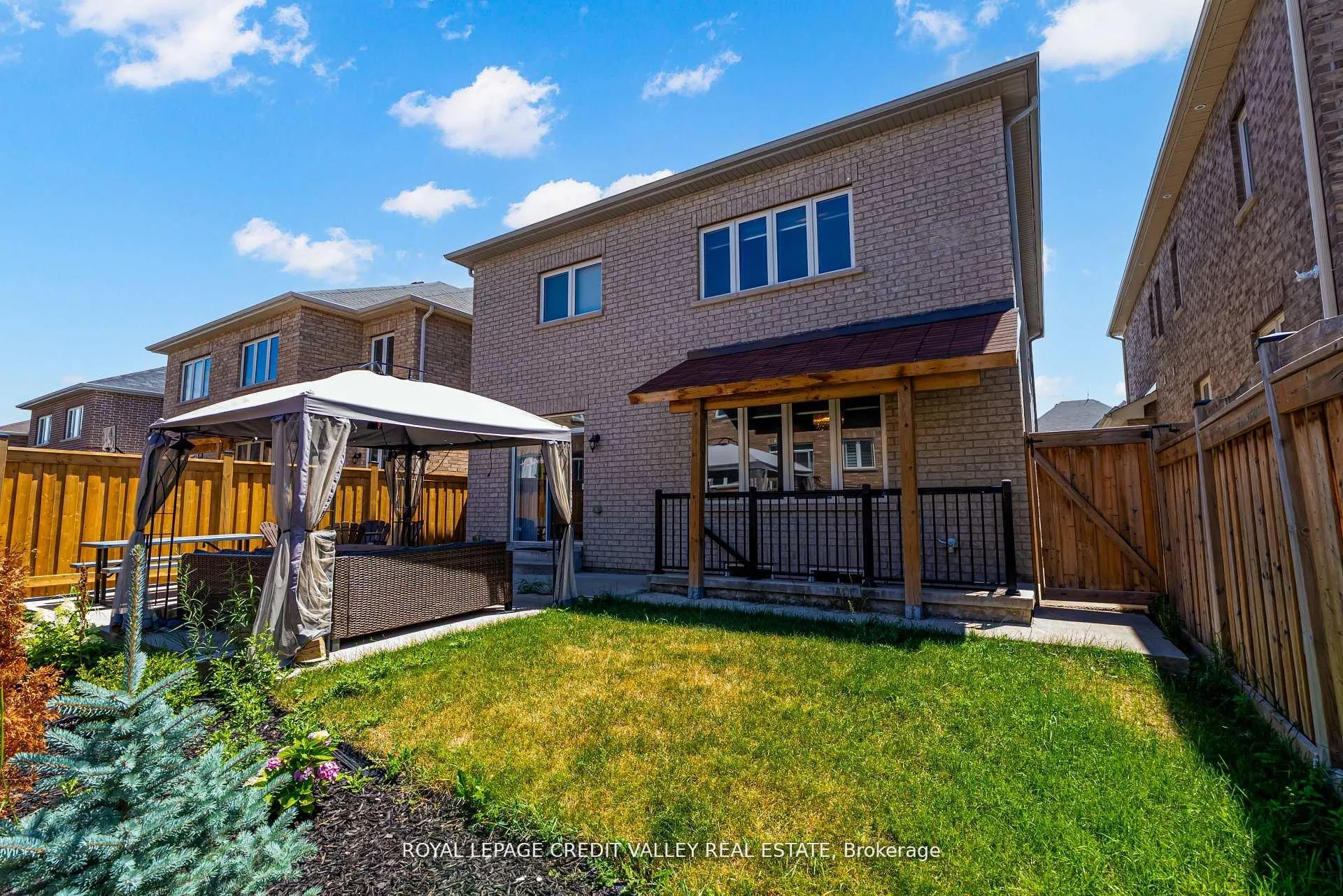 Photo 50 of 44 Walbrook Road, Brampton, Credit Valley — HOMEH