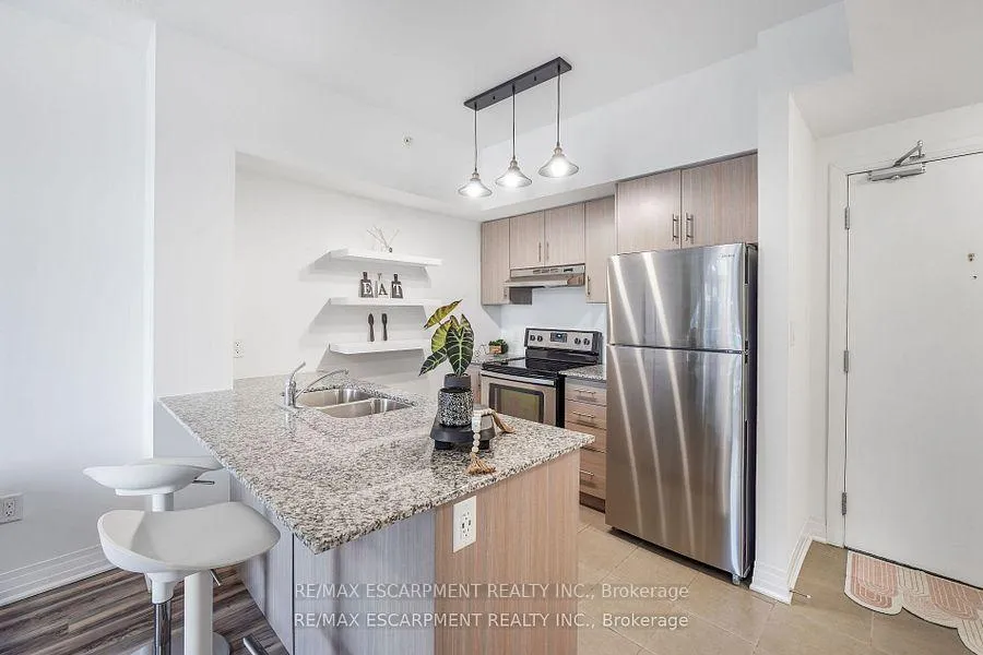 Photo 3 of Unit 222, 10 Concord Place, Grimsby, Grimsby Beach — HOMEH