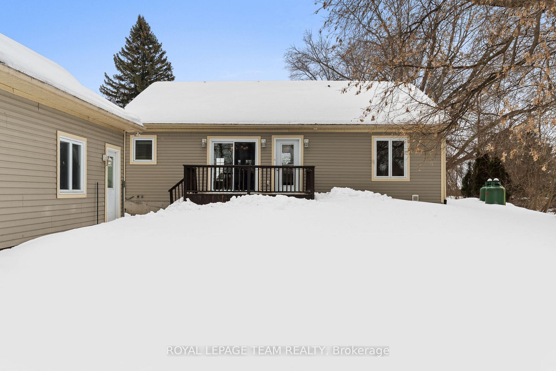 Photo 39 of 1840 County Road 2, Edwardsburgh/Cardinal, Edwardsburgh/Cardinal Twp — HOMEH