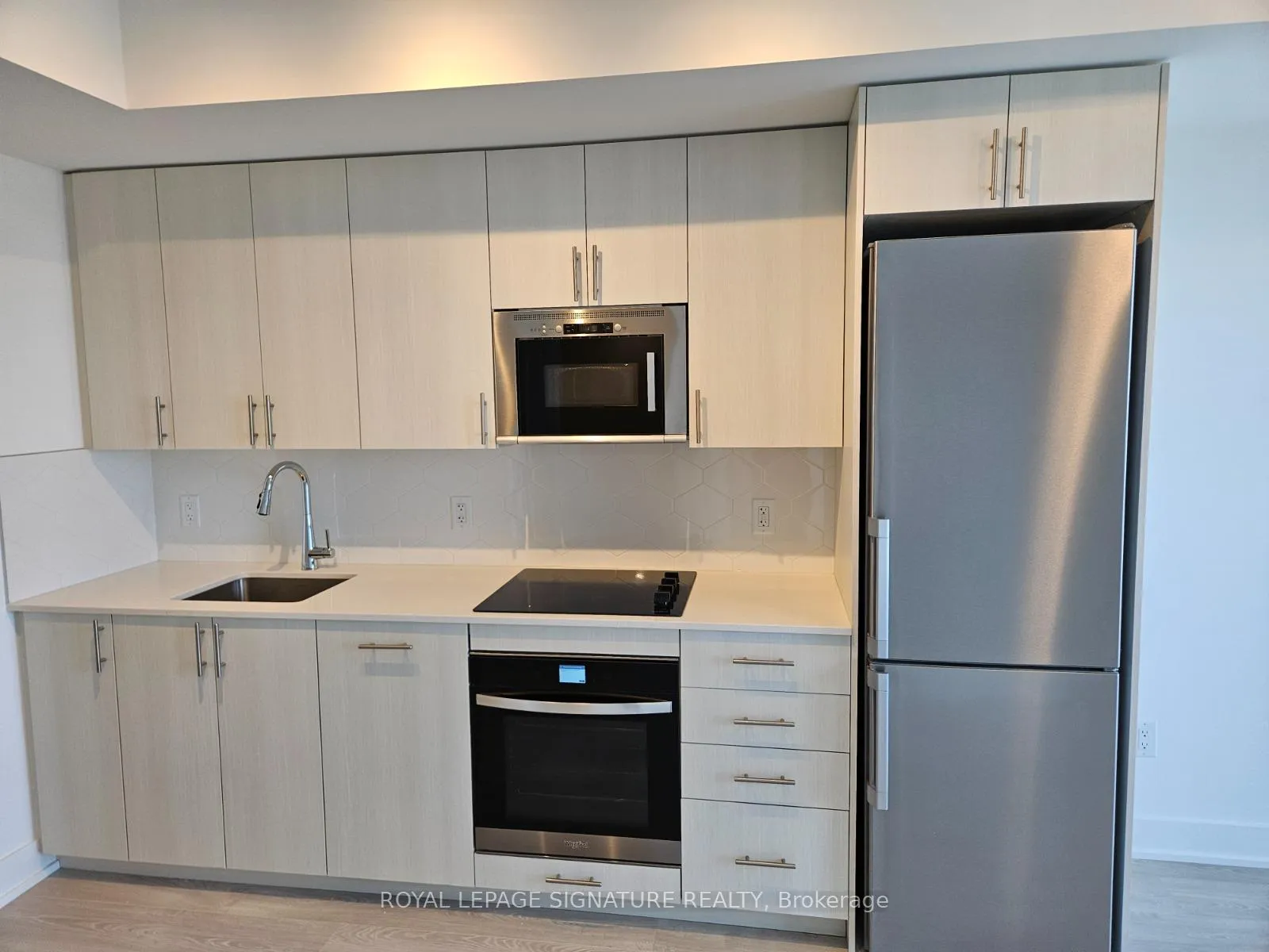 Photo 8 of Unit 1821, 2545 Simcoe Street N, Oshawa, Windfields — HOMEH