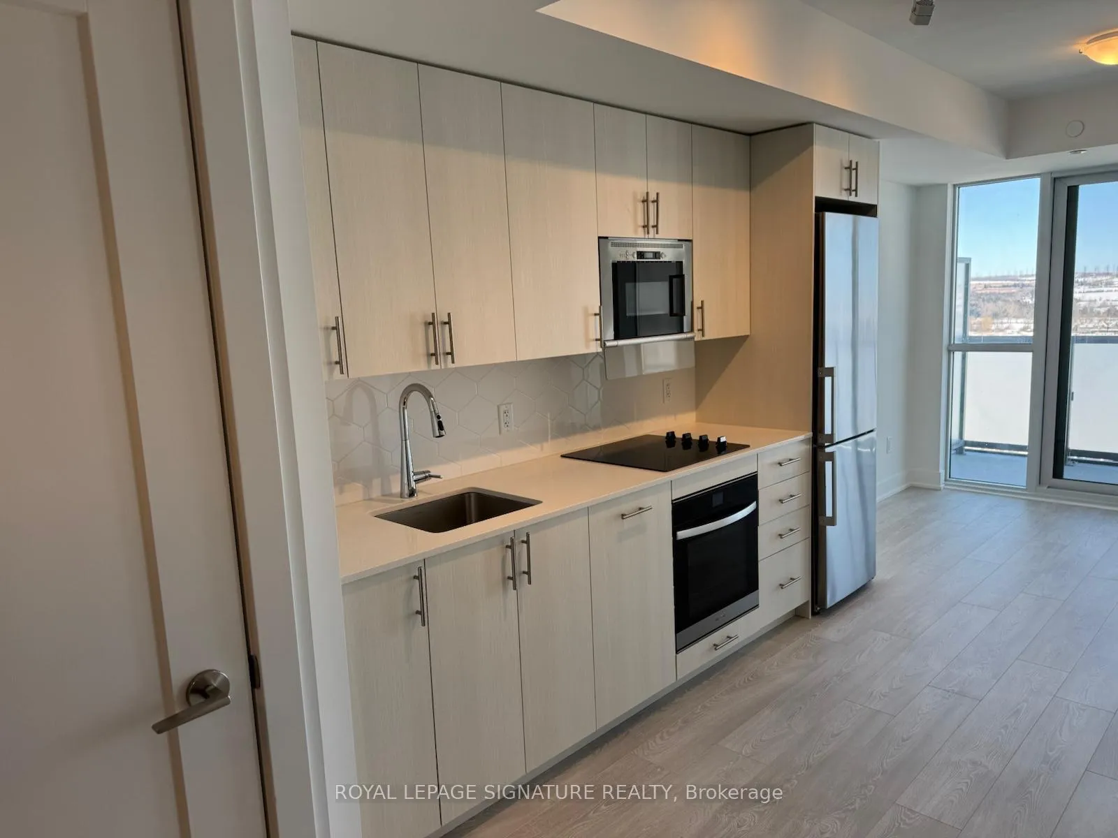 Photo 9 of Unit 1821, 2545 Simcoe Street N, Oshawa, Windfields — HOMEH