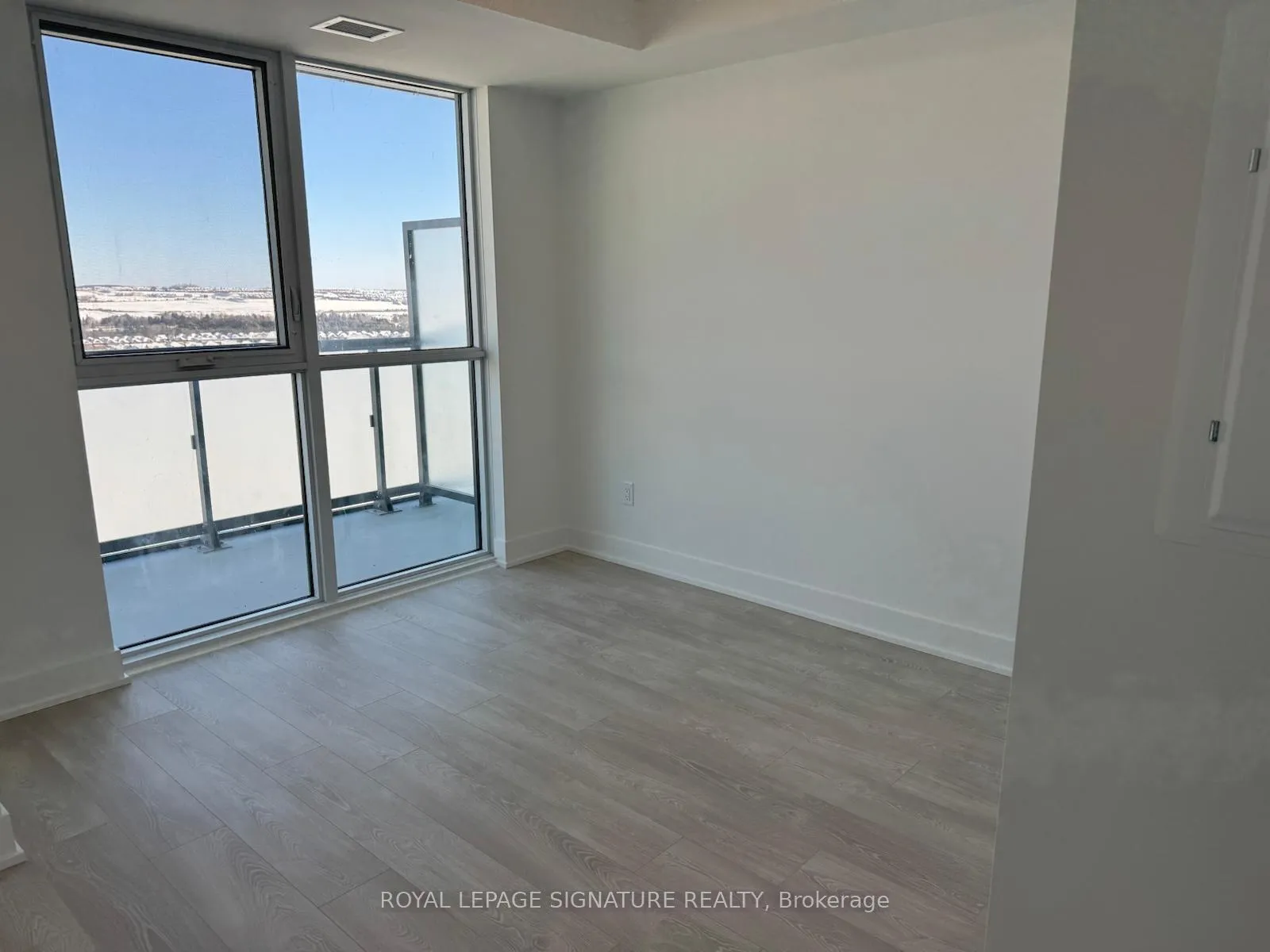 Photo 15 of Unit 1821, 2545 Simcoe Street N, Oshawa, Windfields — HOMEH