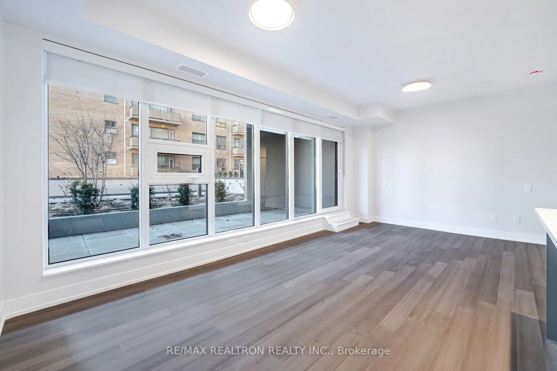 Photo 6 of Unit 313, 2525 Bathurst Street, Toronto, Forest Hill North — HOMEH