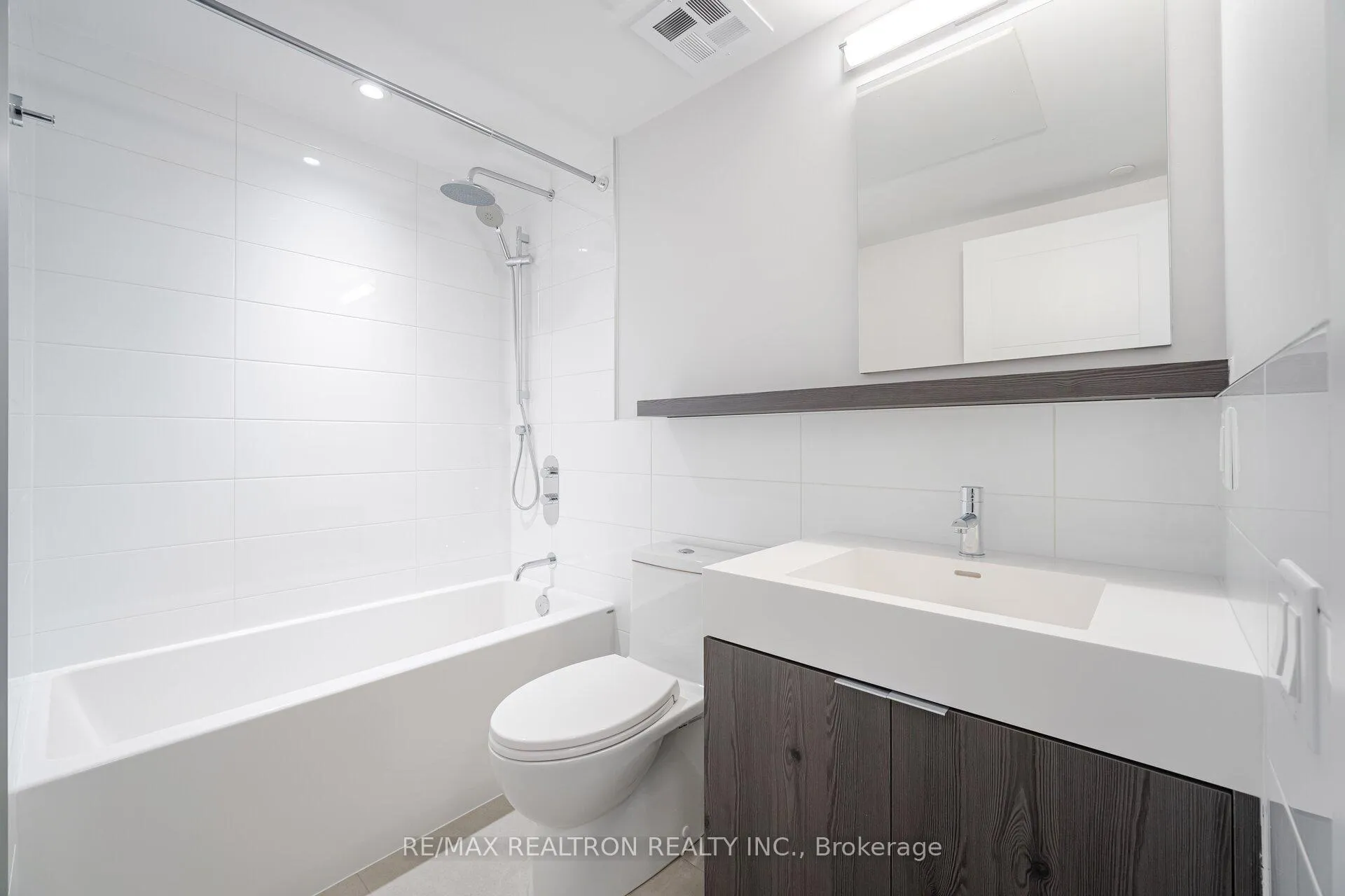 Photo 13 of Unit 313, 2525 Bathurst Street, Toronto, Forest Hill North — HOMEH