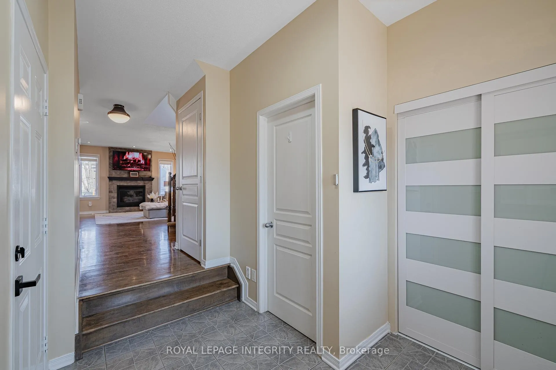 Photo 6 of 349 Celtic Ridge Crescent, Ottawa, Kanata - Morgan's Grant/South March — HOMEH