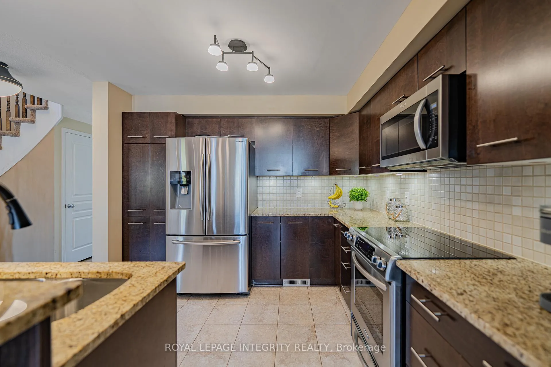 Photo 10 of 349 Celtic Ridge Crescent, Ottawa, Kanata - Morgan's Grant/South March — HOMEH