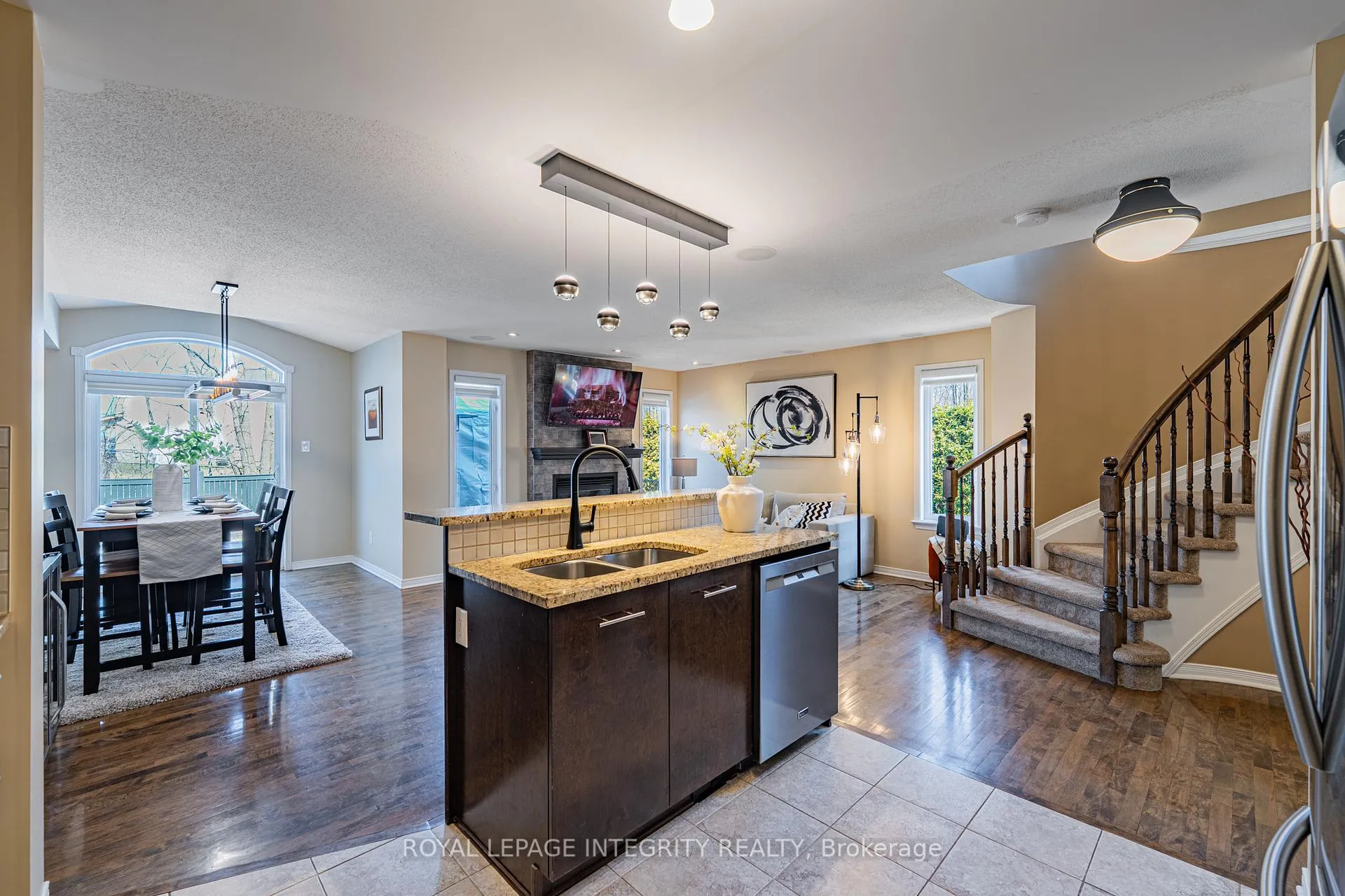 Photo 13 of 349 Celtic Ridge Crescent, Ottawa, Kanata - Morgan's Grant/South March — HOMEH