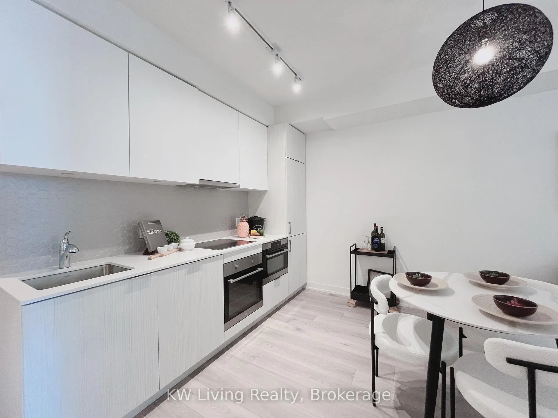 Photo 9 of Unit 417, 158 Front Street E, Toronto, Moss Park — HOMEH