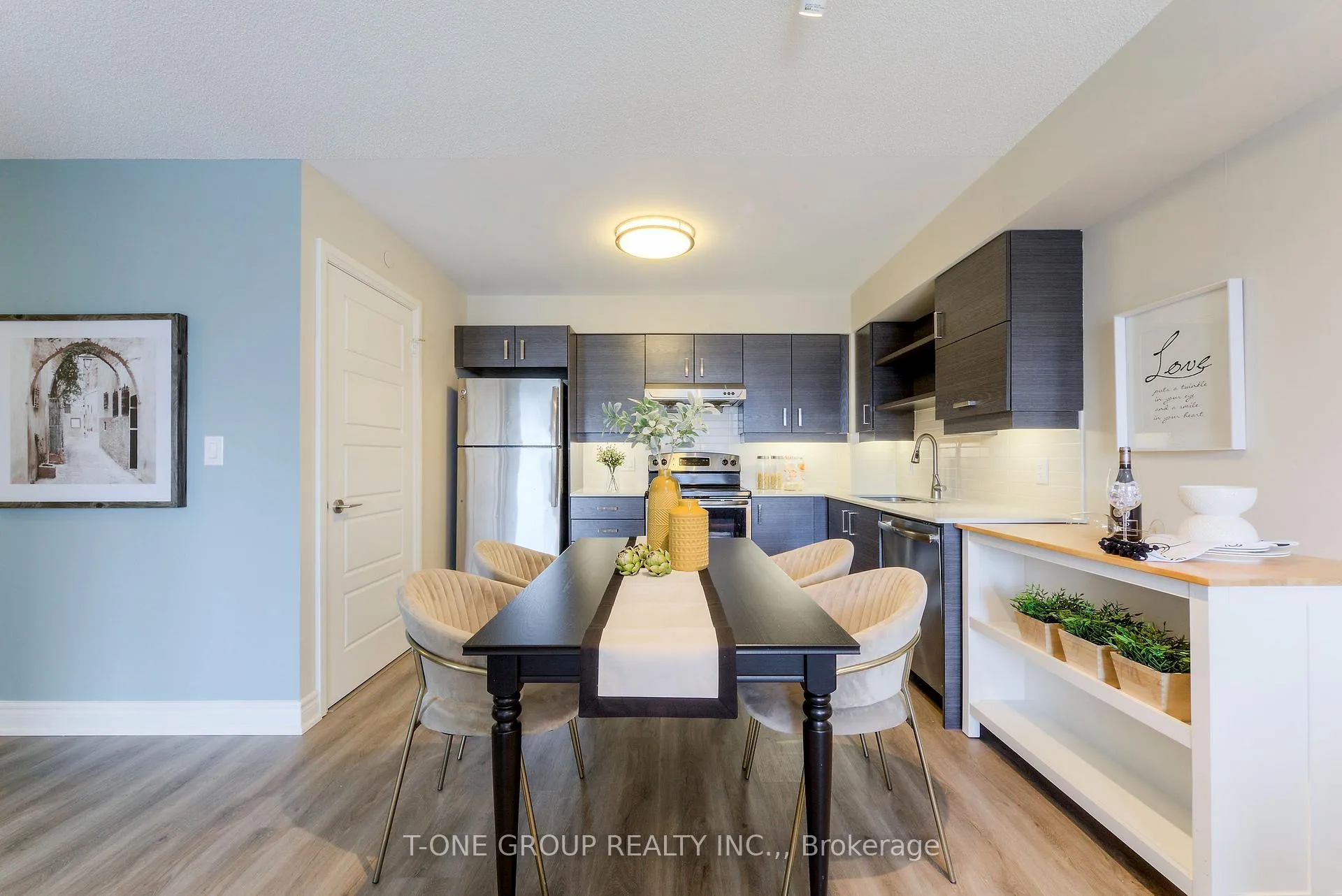 Photo 1 of Unit 906, 1 Uptown Drive, Markham, Unionville — HOMEH