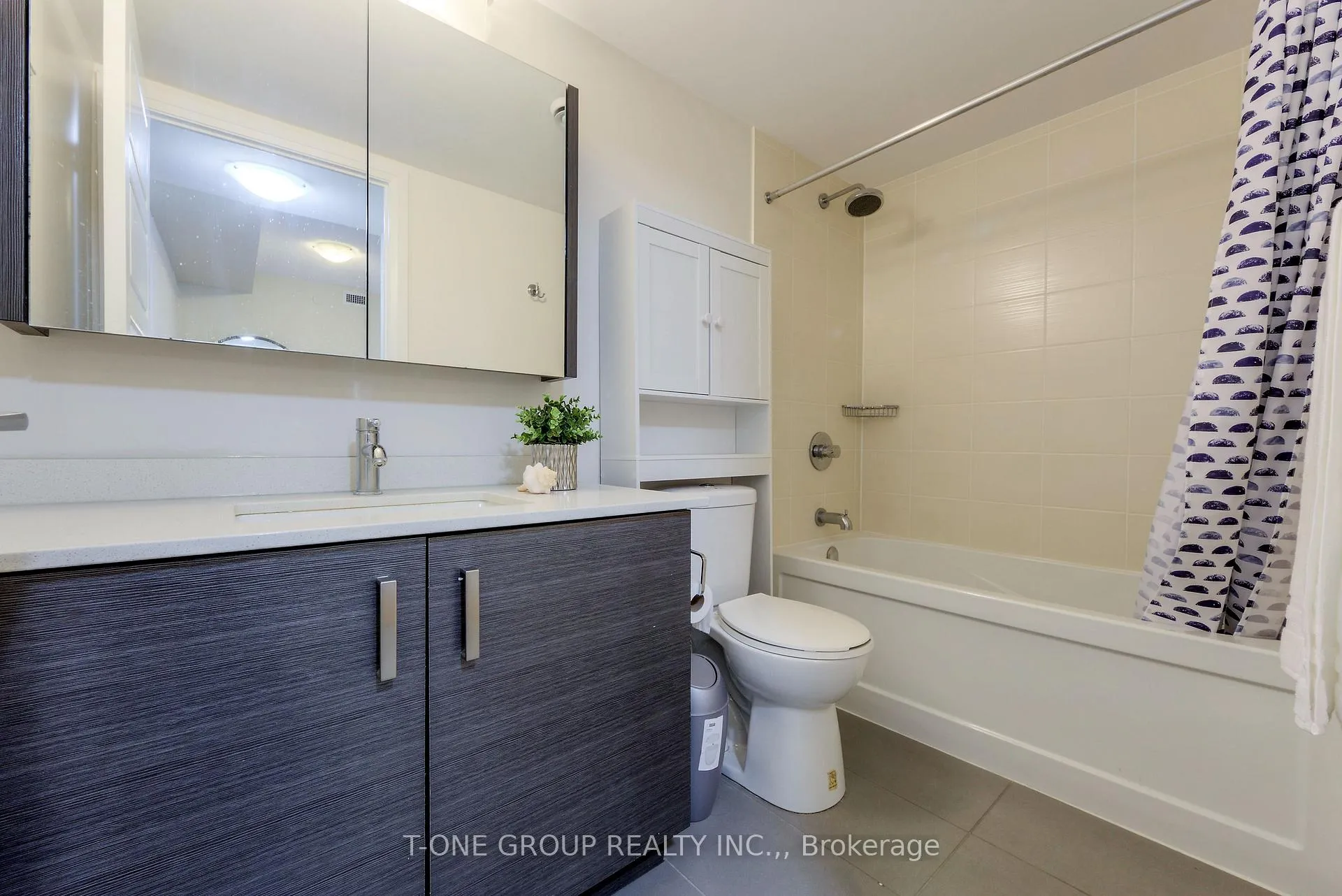 Photo 7 of Unit 906, 1 Uptown Drive, Markham, Unionville — HOMEH