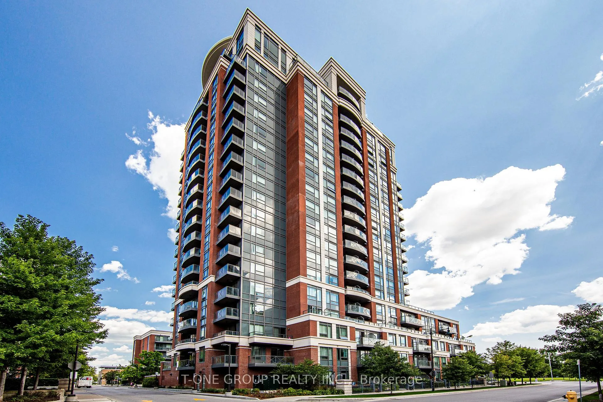 Photo 37 of Unit 906, 1 Uptown Drive, Markham, Unionville — HOMEH