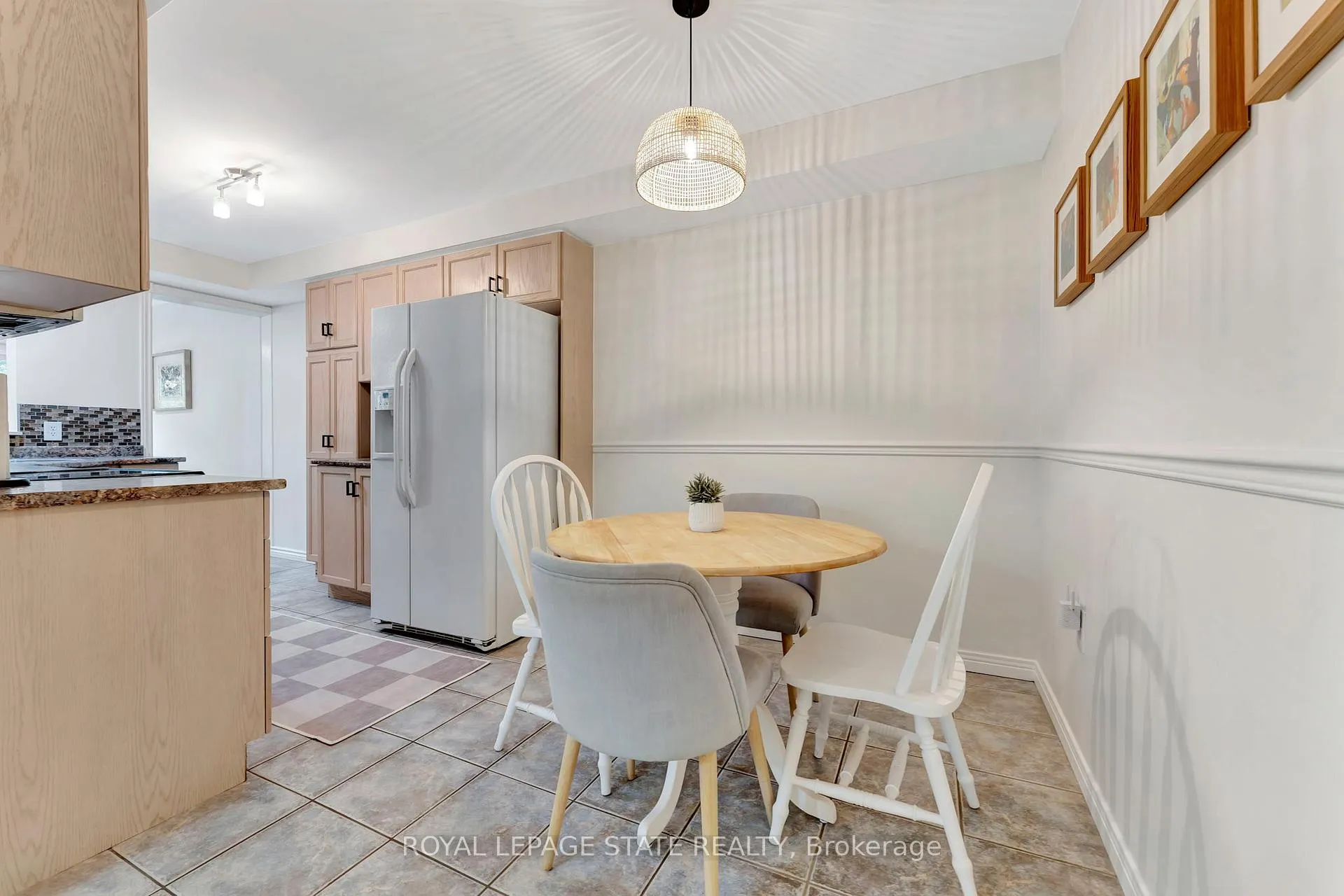 Photo 6 of Unit 20, 348 Highland Road W, Hamilton, Stoney Creek Mountain — HOMEH