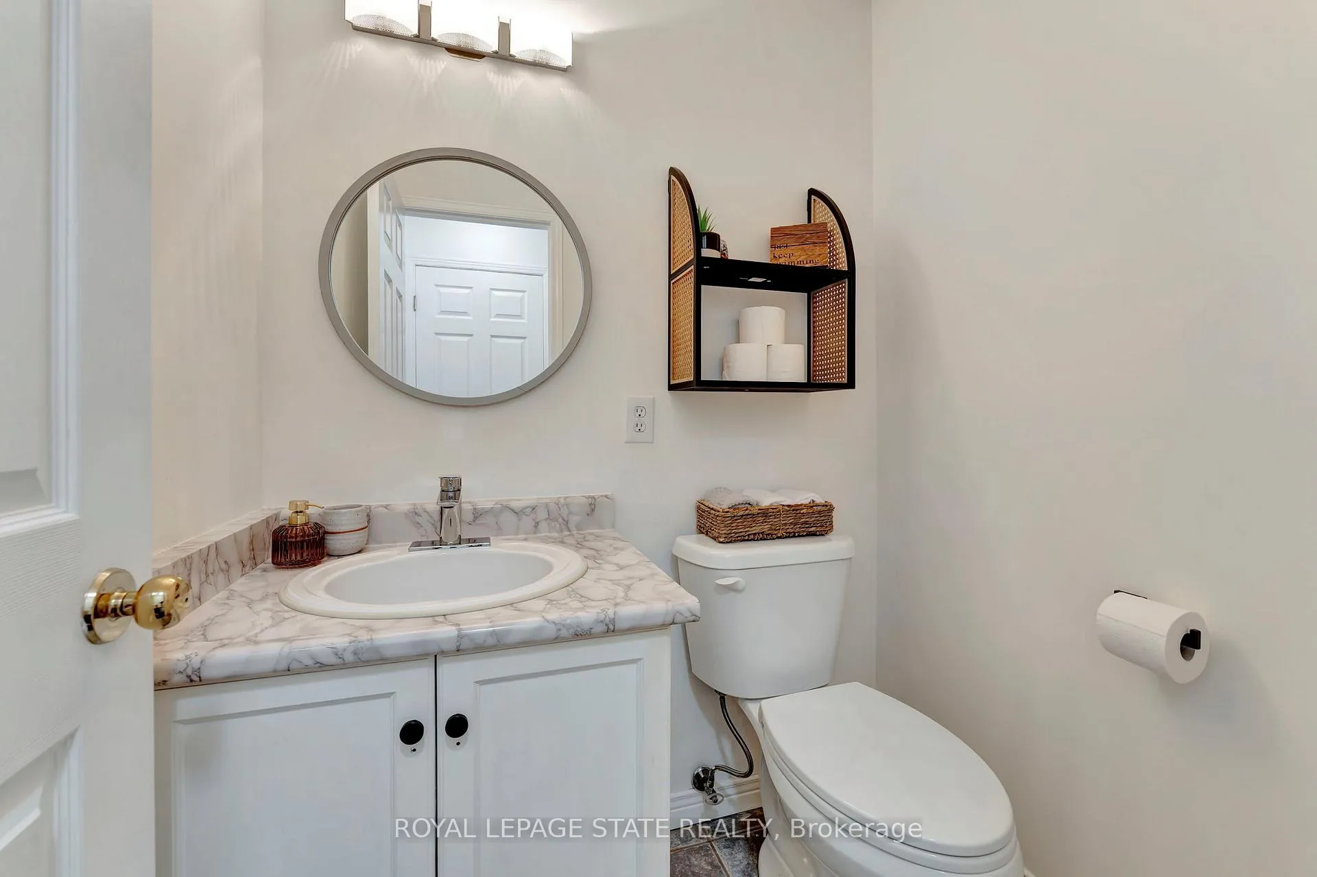 Photo 18 of Unit 20, 348 Highland Road W, Hamilton, Stoney Creek Mountain — HOMEH
