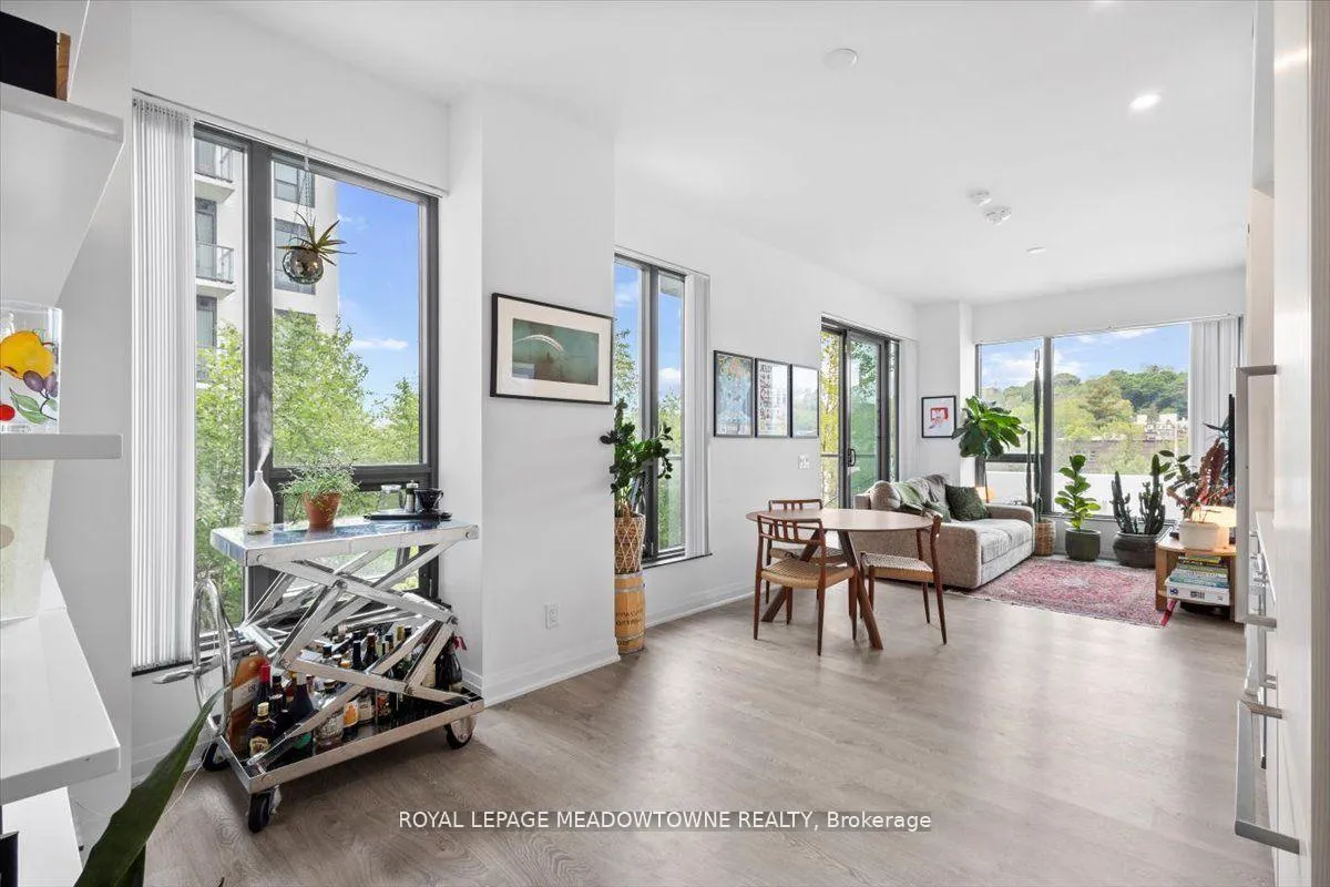 Photo 1 of Unit 302, 280 Howland Avenue, Toronto, The Annex — HOMEH