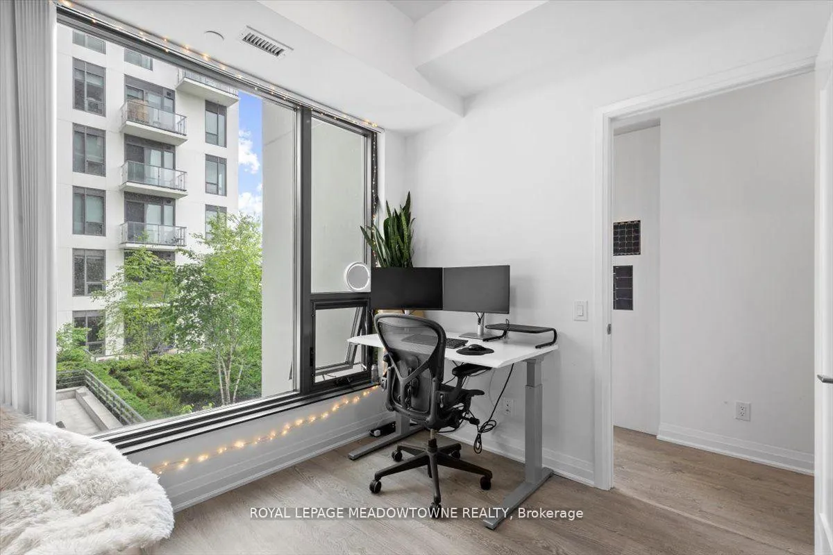 Photo 6 of Unit 302, 280 Howland Avenue, Toronto, The Annex — HOMEH