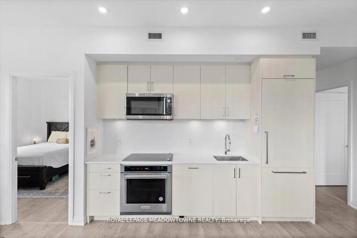 Photo 12 of Unit 302, 280 Howland Avenue, Toronto, The Annex — HOMEH