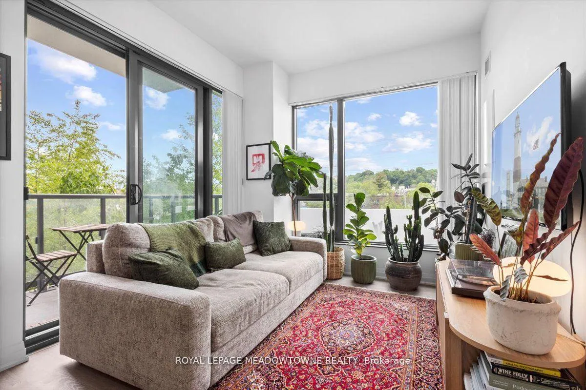 Photo 15 of Unit 302, 280 Howland Avenue, Toronto, The Annex — HOMEH