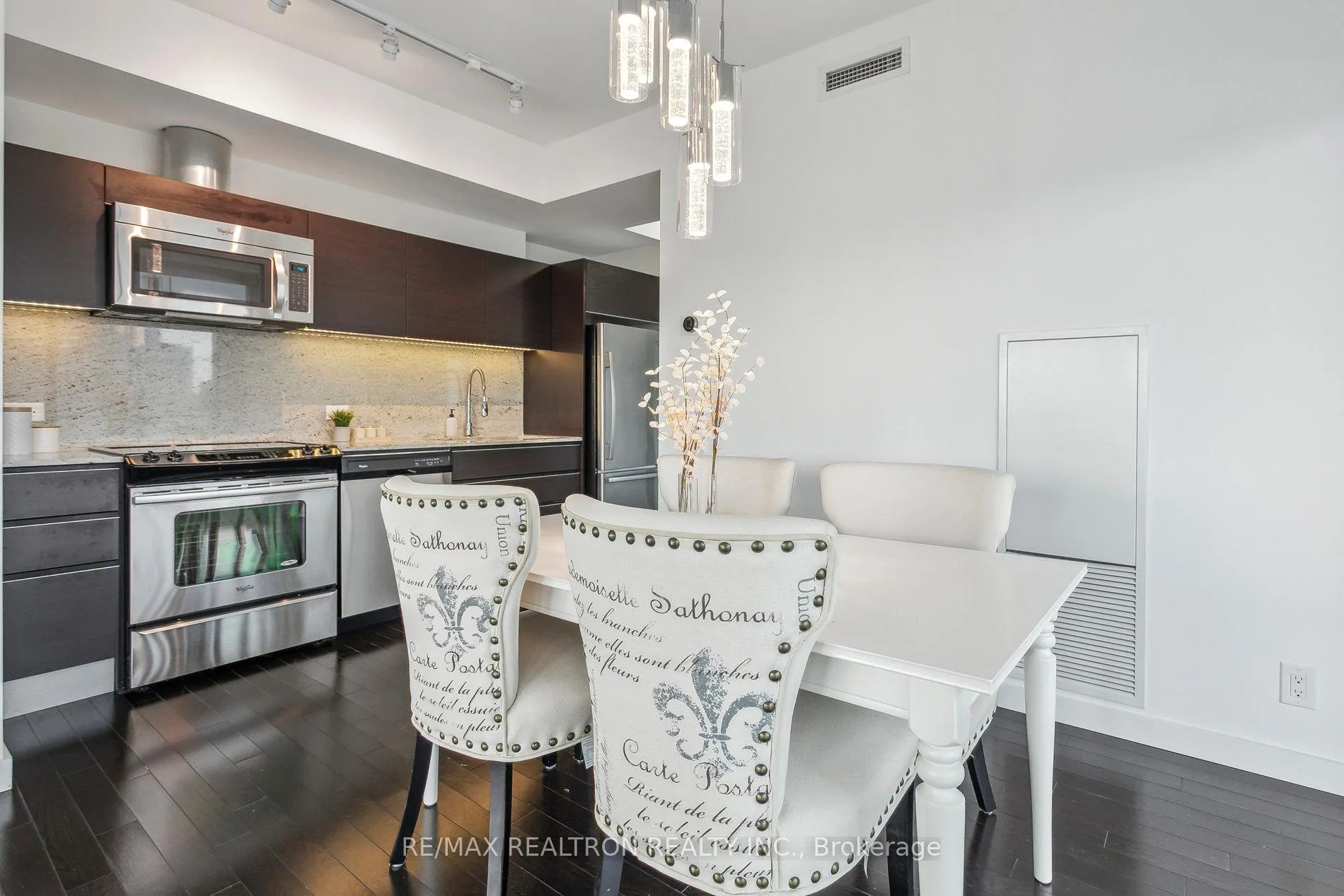 Photo 10 of Unit 2302, 390 Cherry Street, Toronto, Waterfront Communities — HOMEH