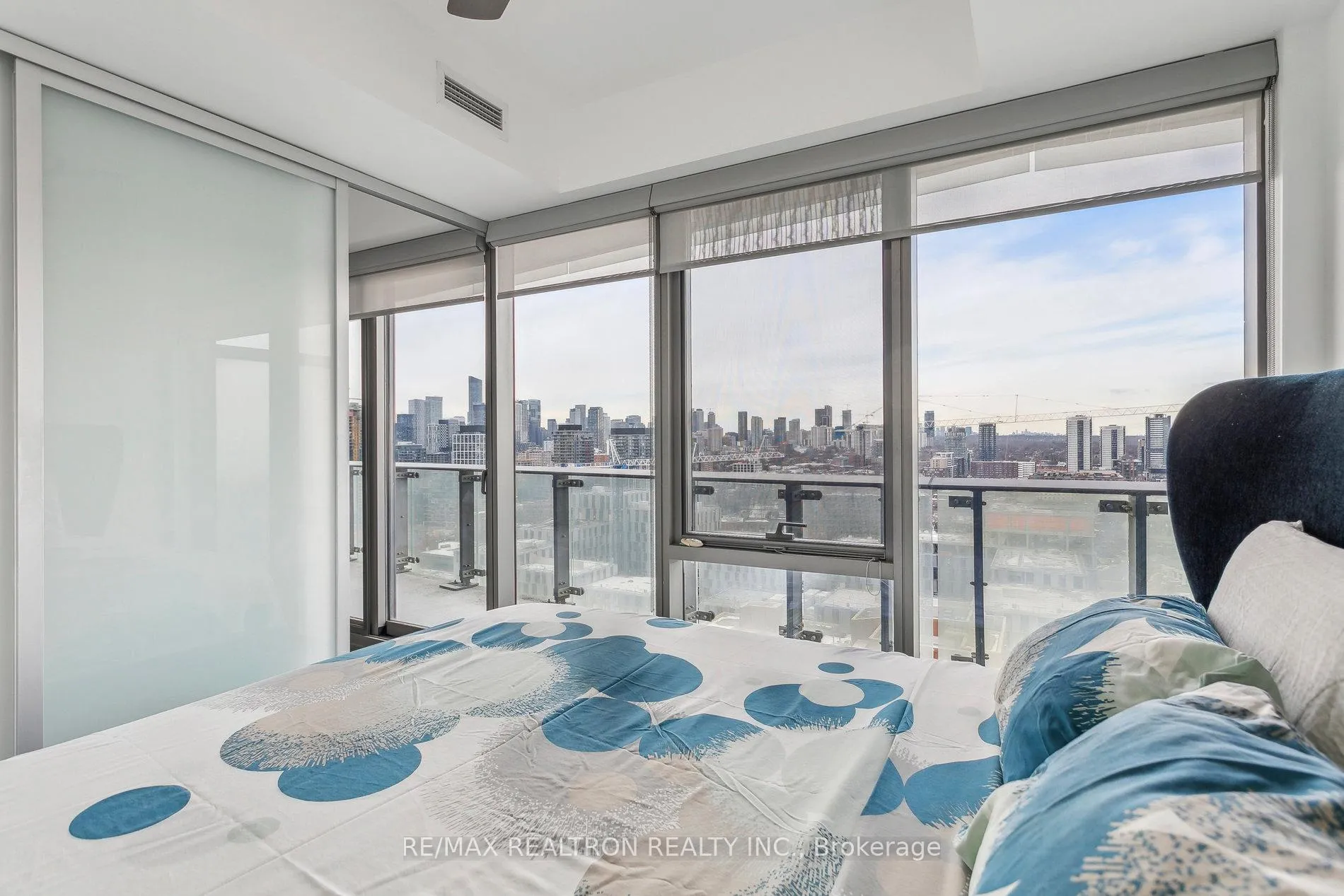Photo 16 of Unit 2302, 390 Cherry Street, Toronto, Waterfront Communities — HOMEH