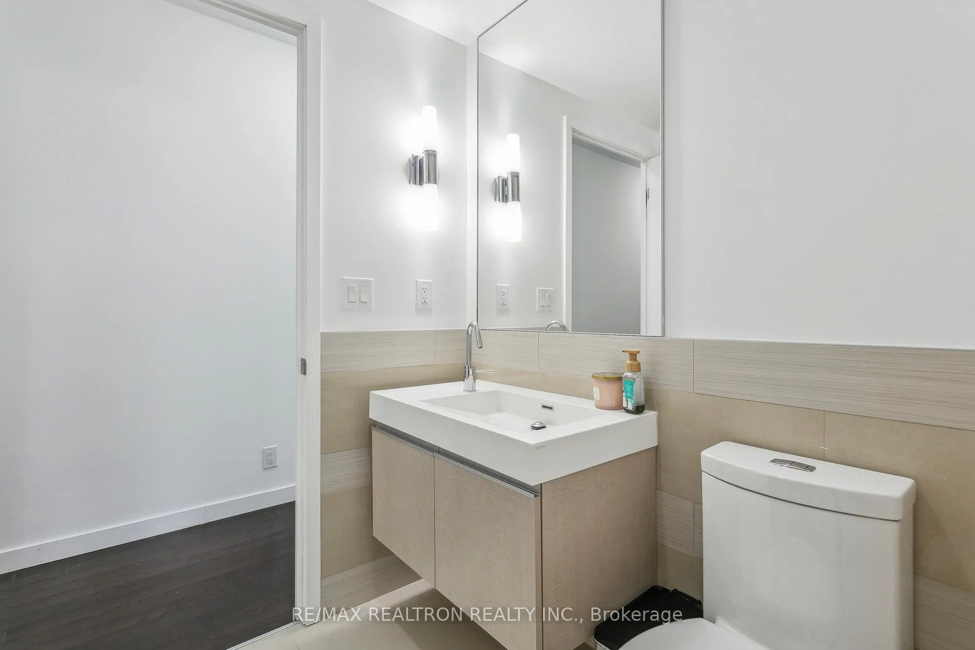 Photo 18 of Unit 2302, 390 Cherry Street, Toronto, Waterfront Communities — HOMEH
