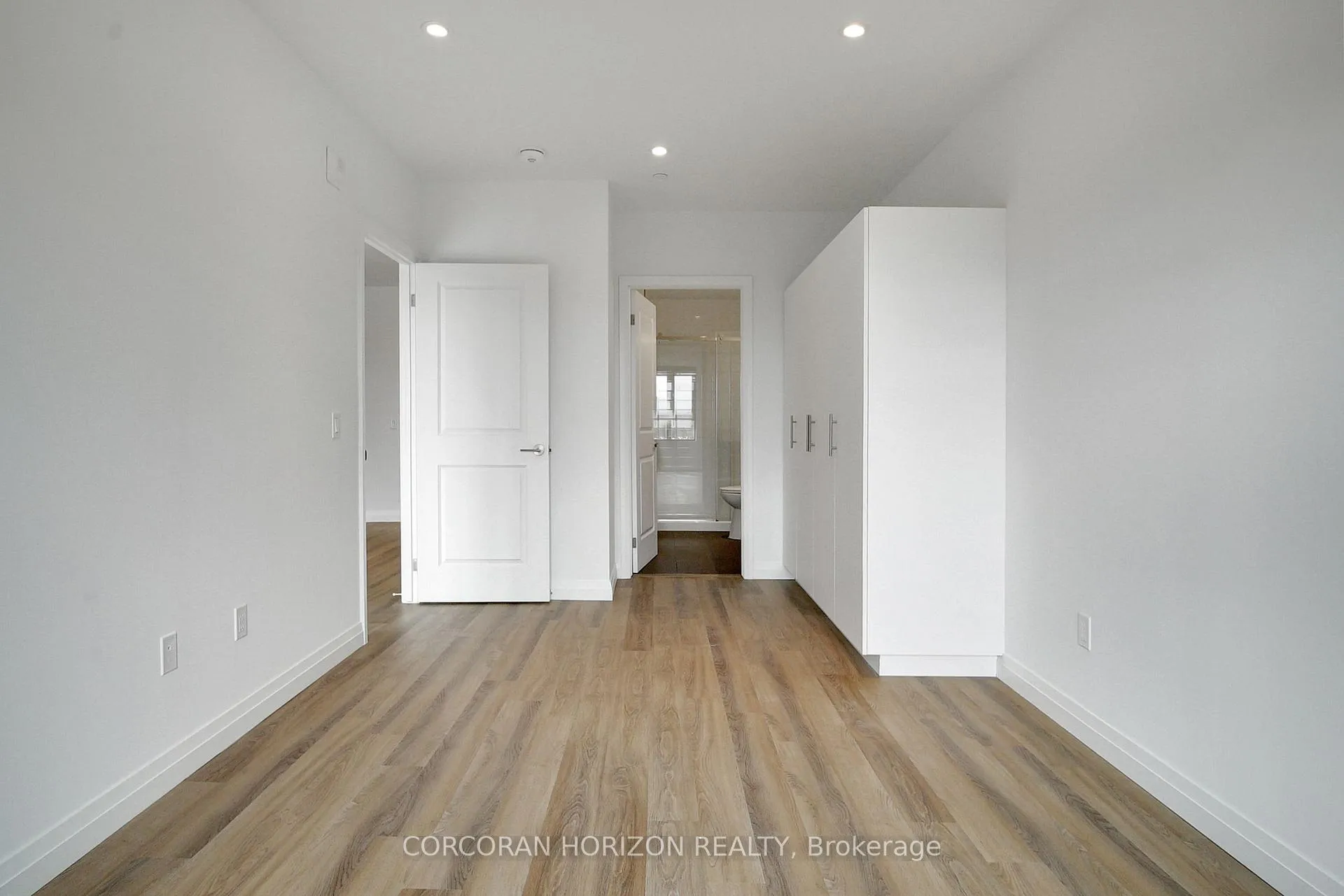 Photo 13 of Unit 817, 525 New Dundee Road, Kitchener — HOMEH