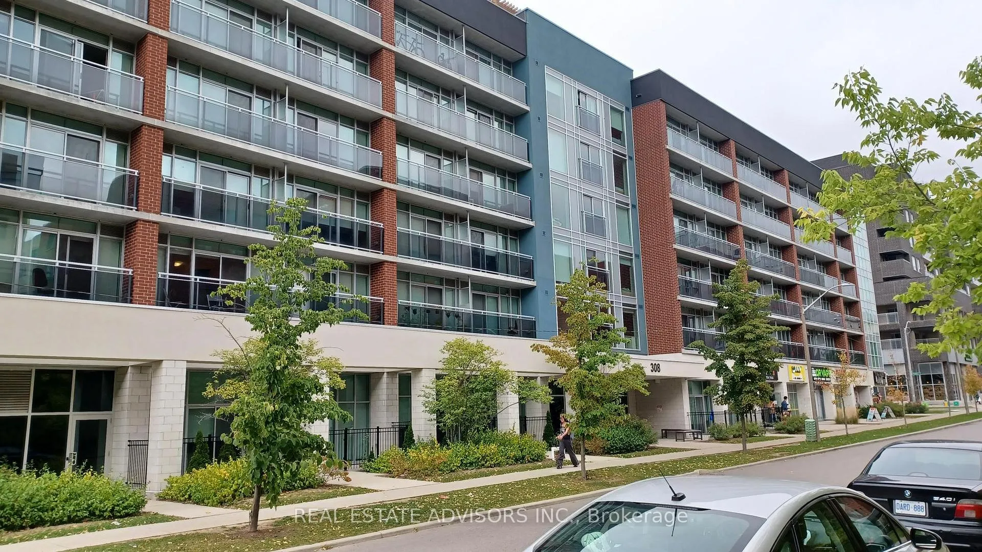 Front of Unit 619, 308 Lester Street E